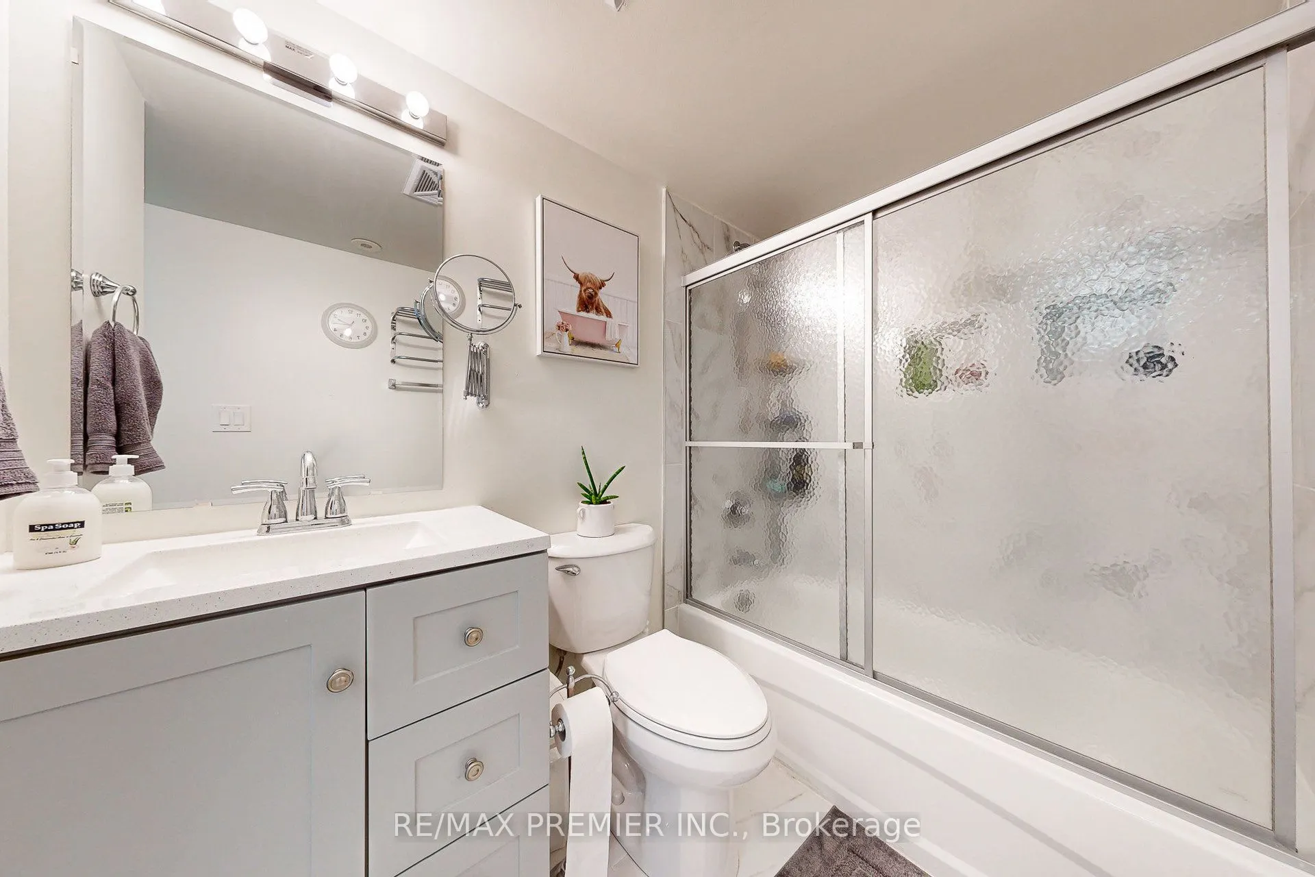 3033 Finch Avenue, #2046