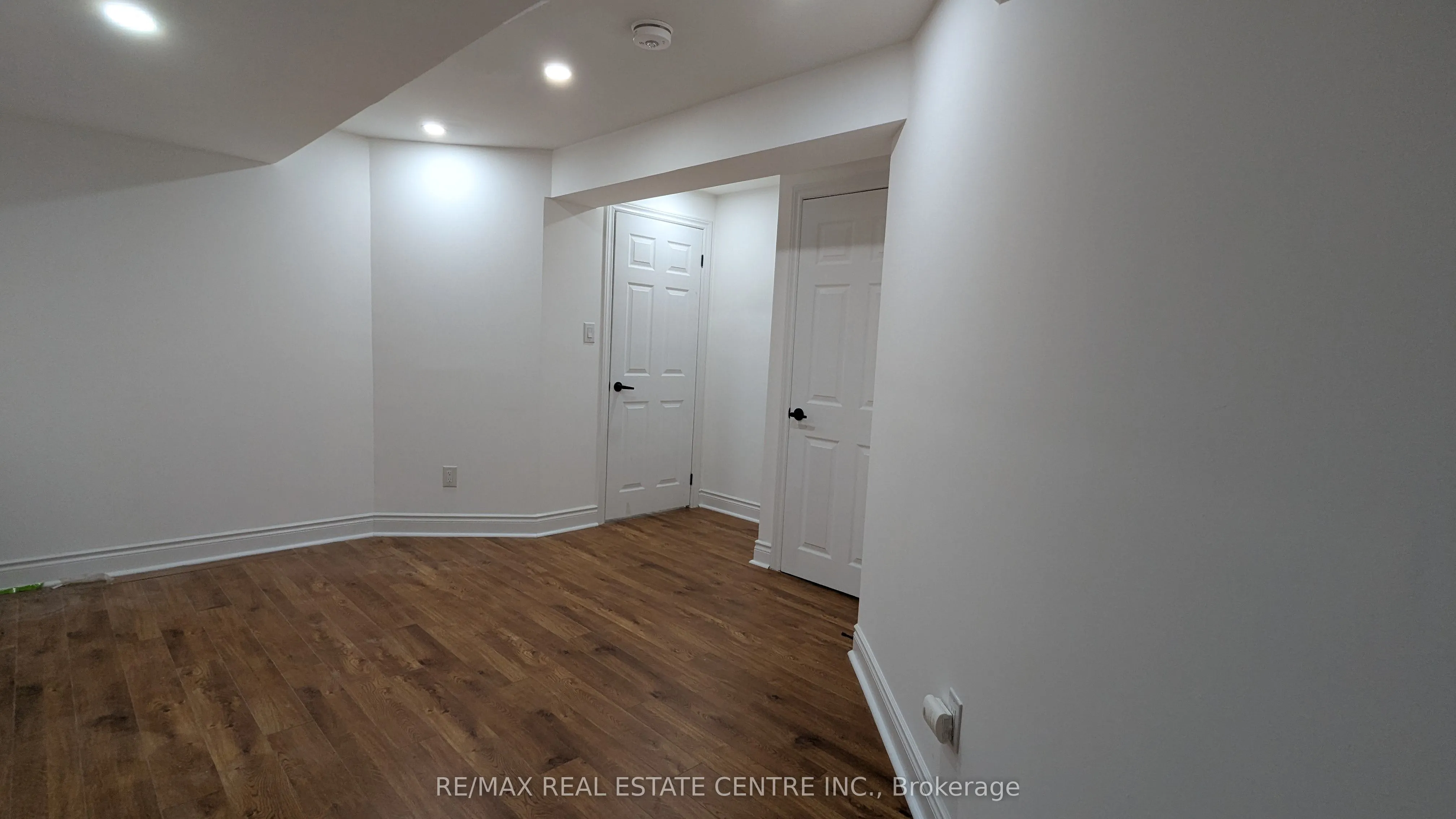 21 Summerdale Crescent, #Basement