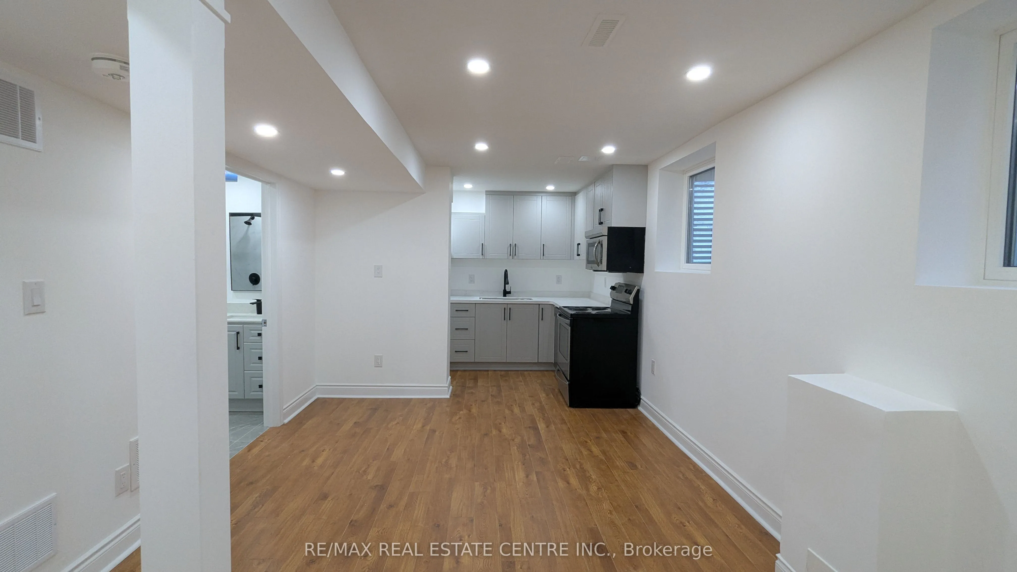 21 Summerdale Crescent, #Basement
