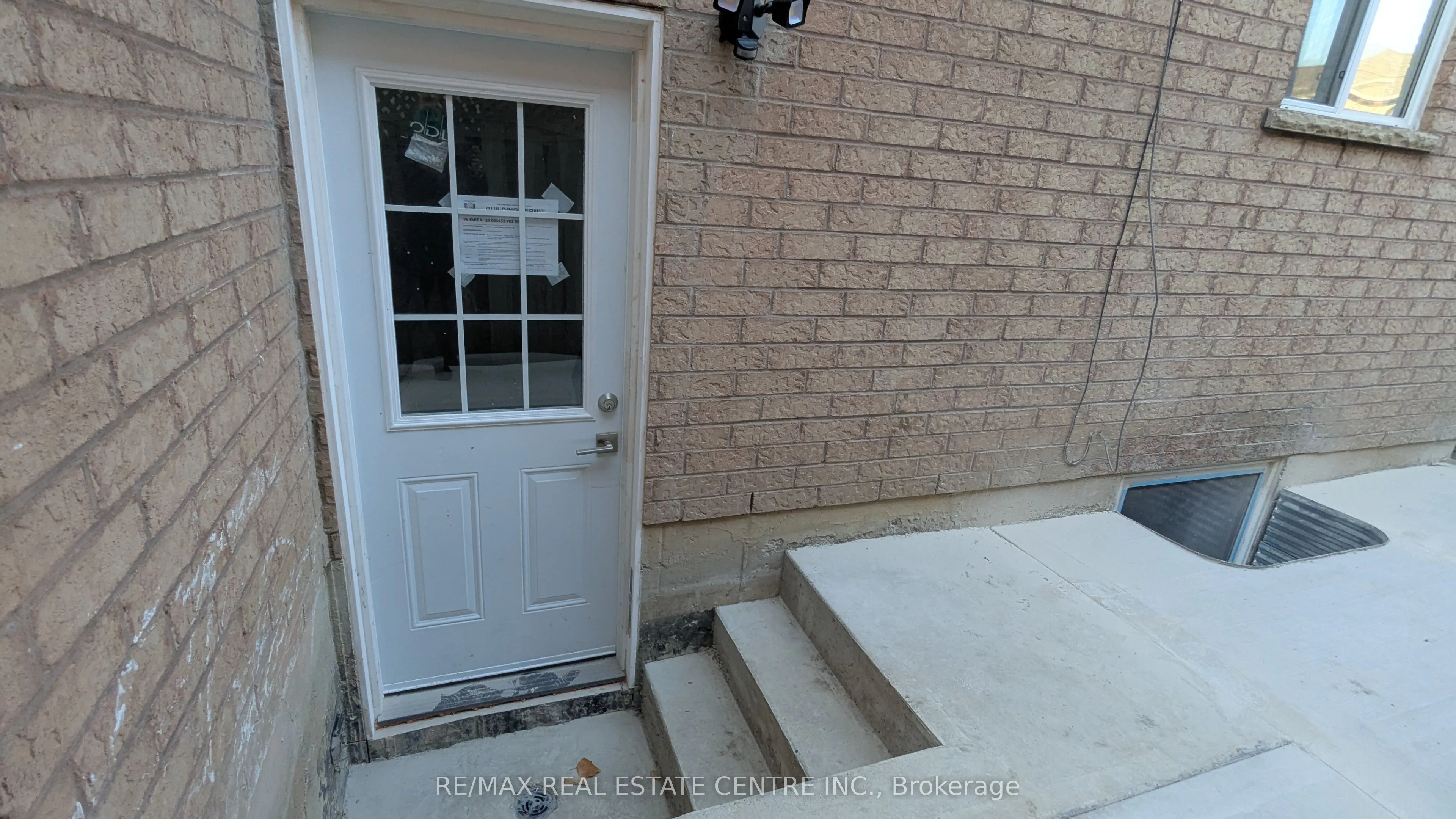 21 Summerdale Crescent, #Basement