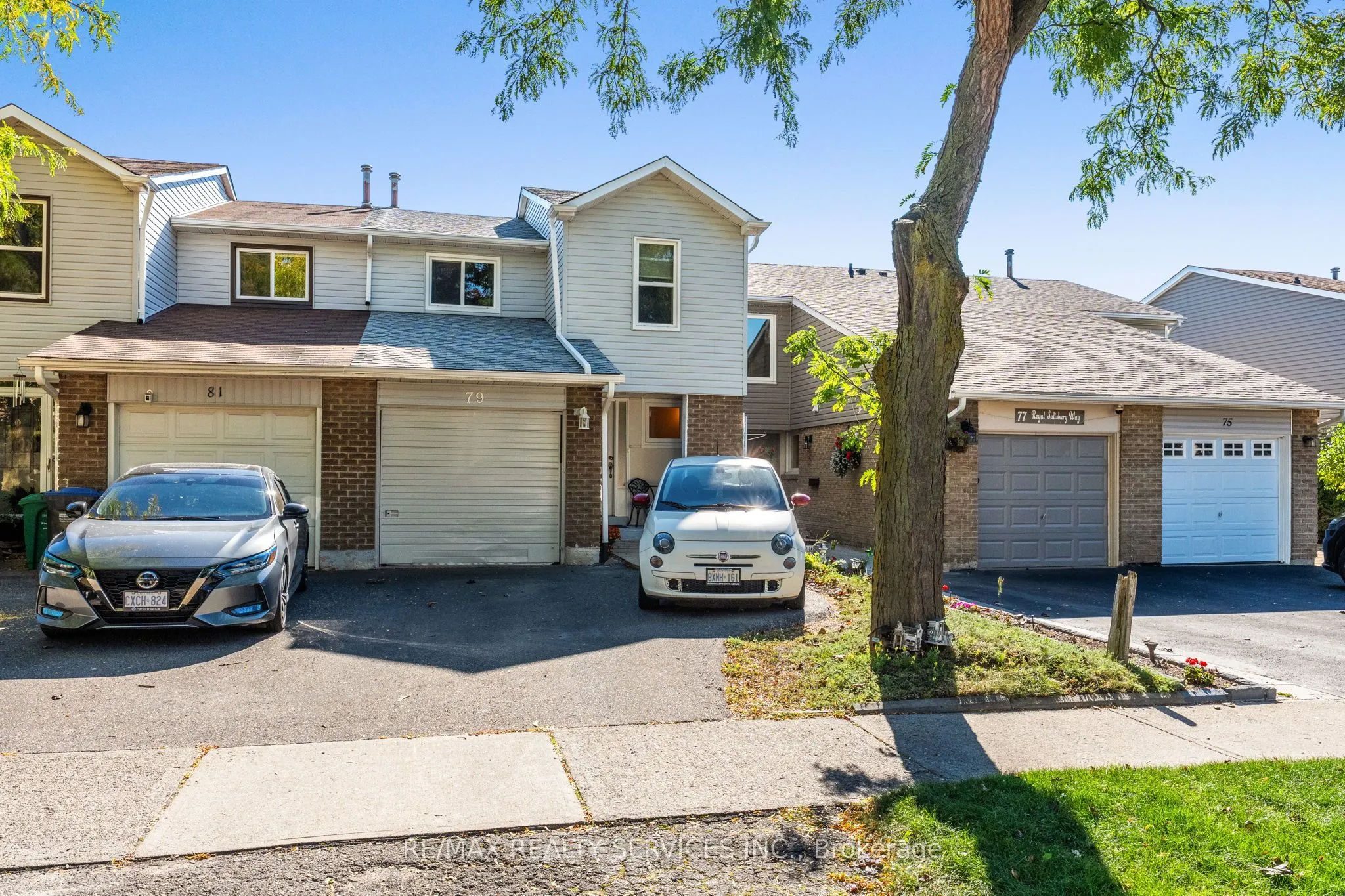 79 Royal Salisbury Way