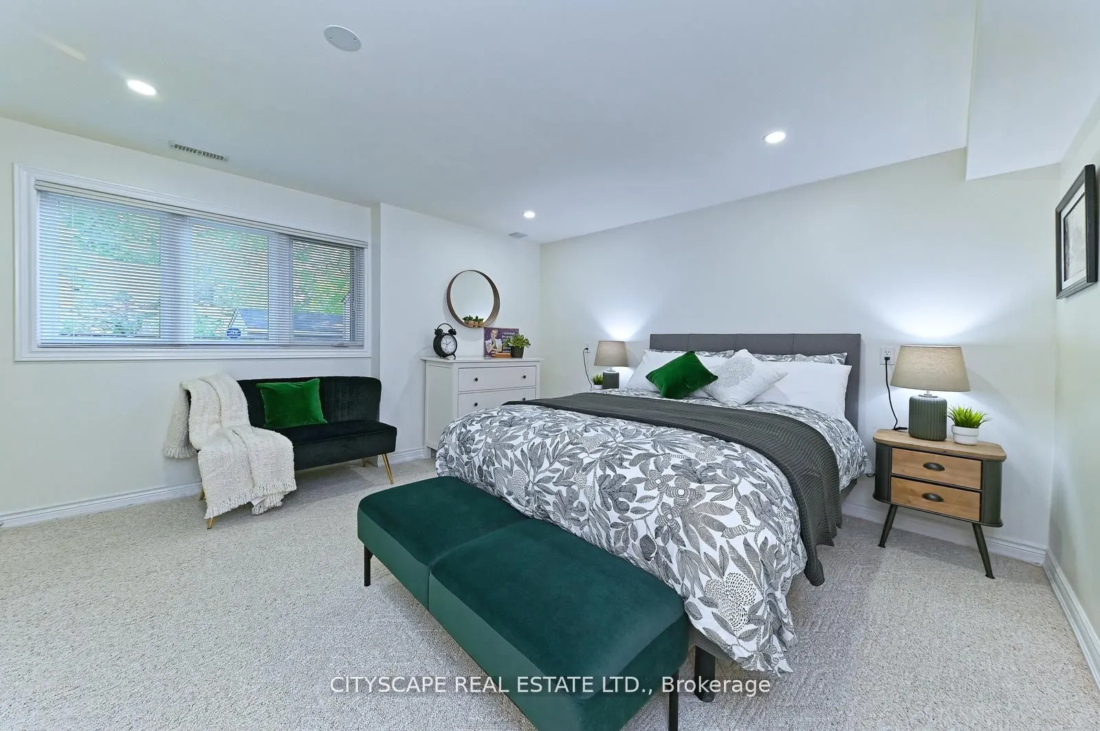 354 Plains Road W