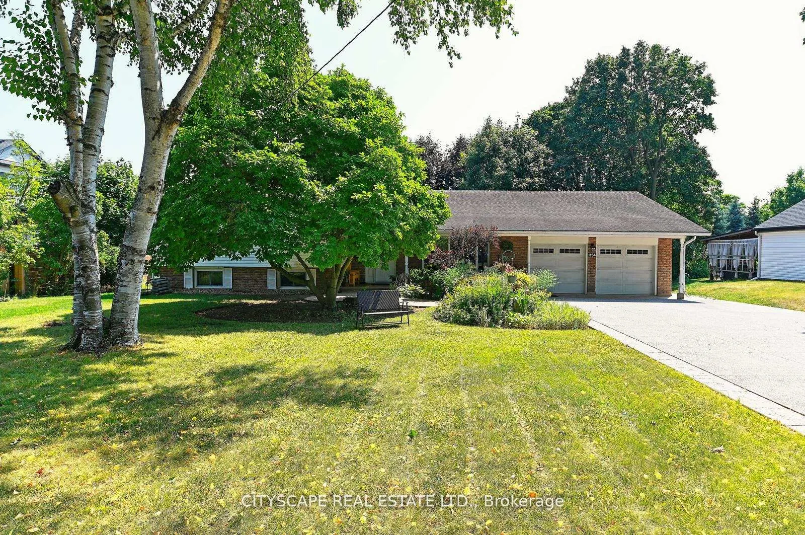 354 Plains Road W