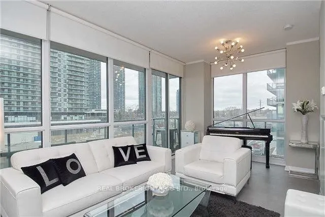 59 Annie Craig Drive, #511