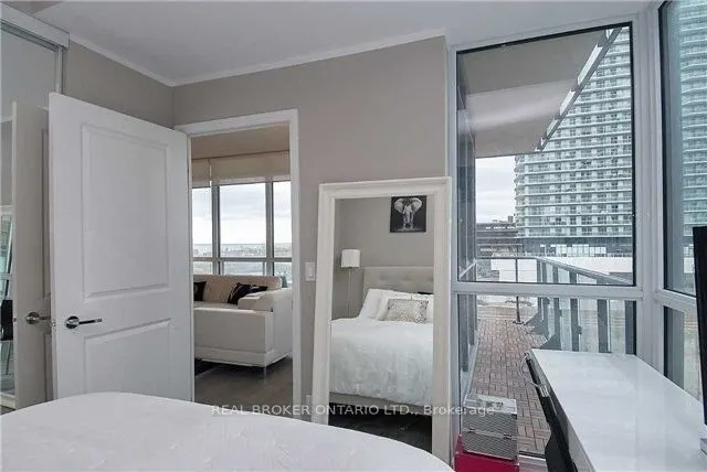 59 Annie Craig Drive, #511