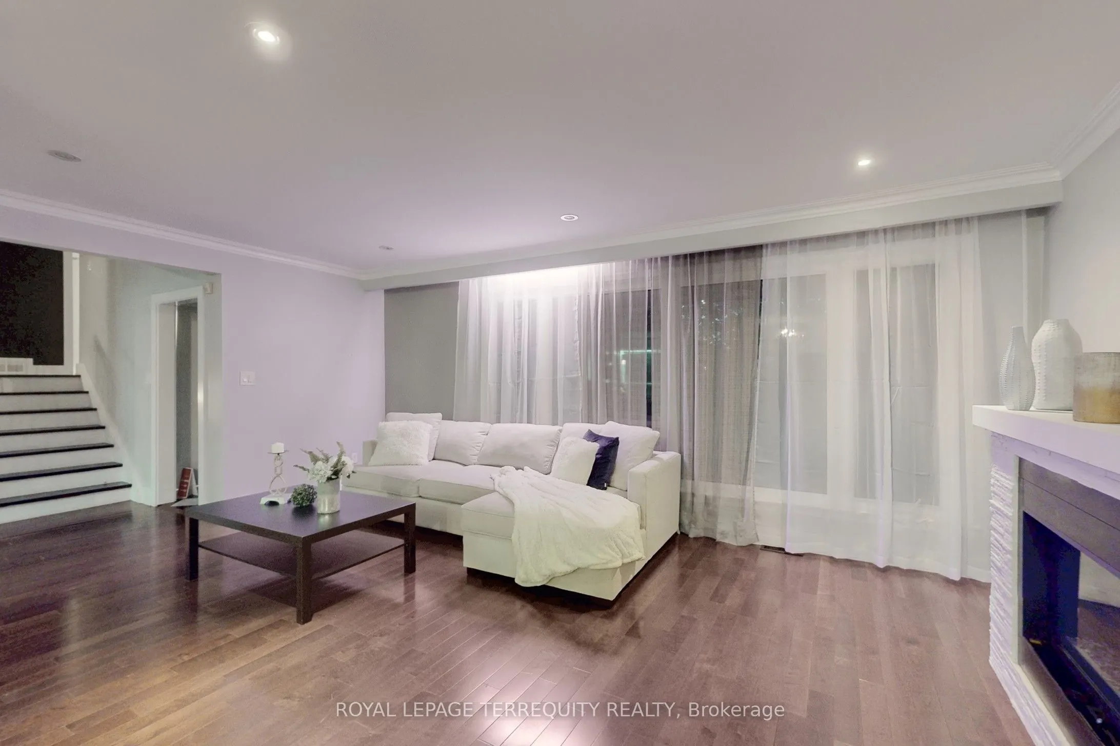 2 Stockton Road