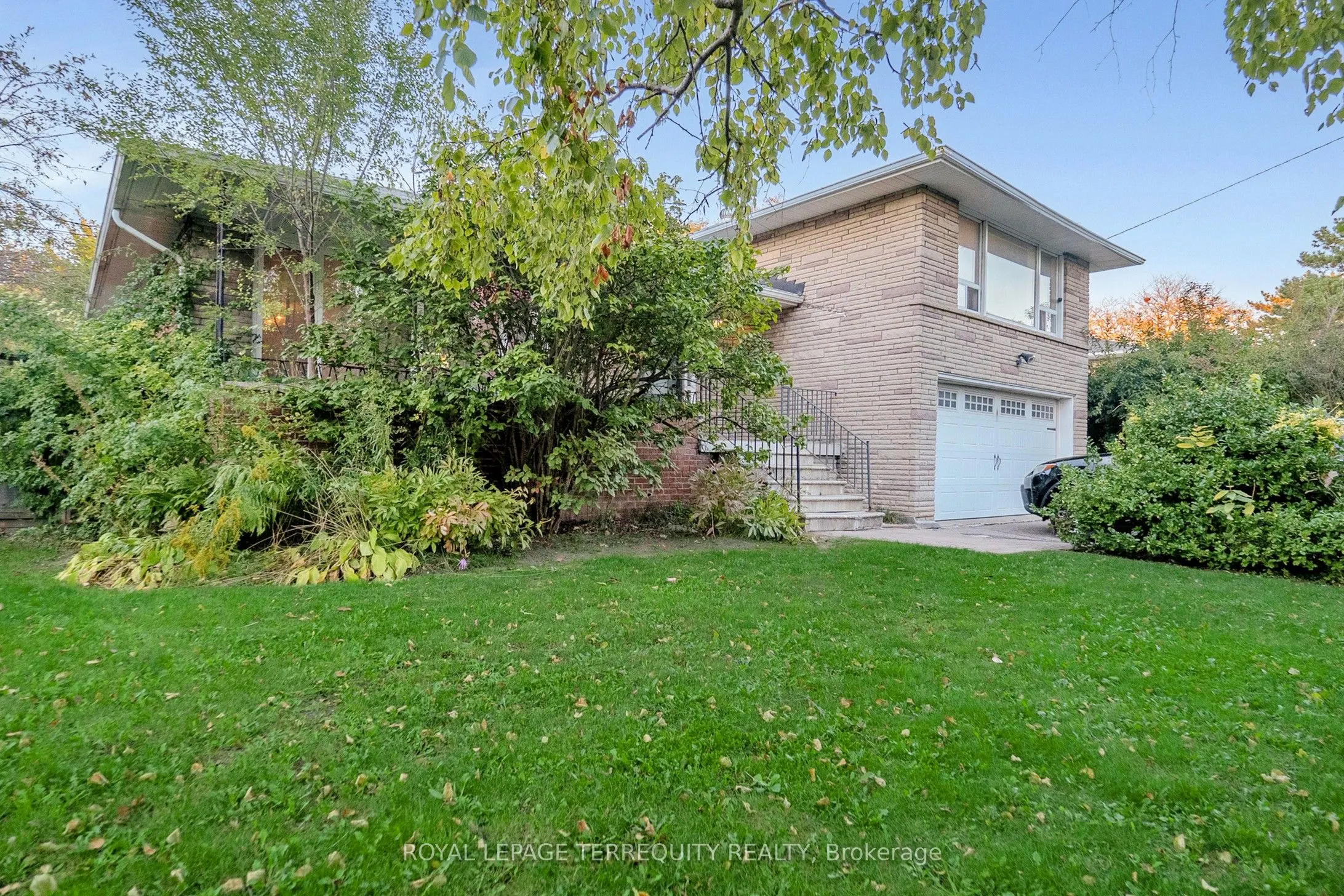 2 Stockton Road