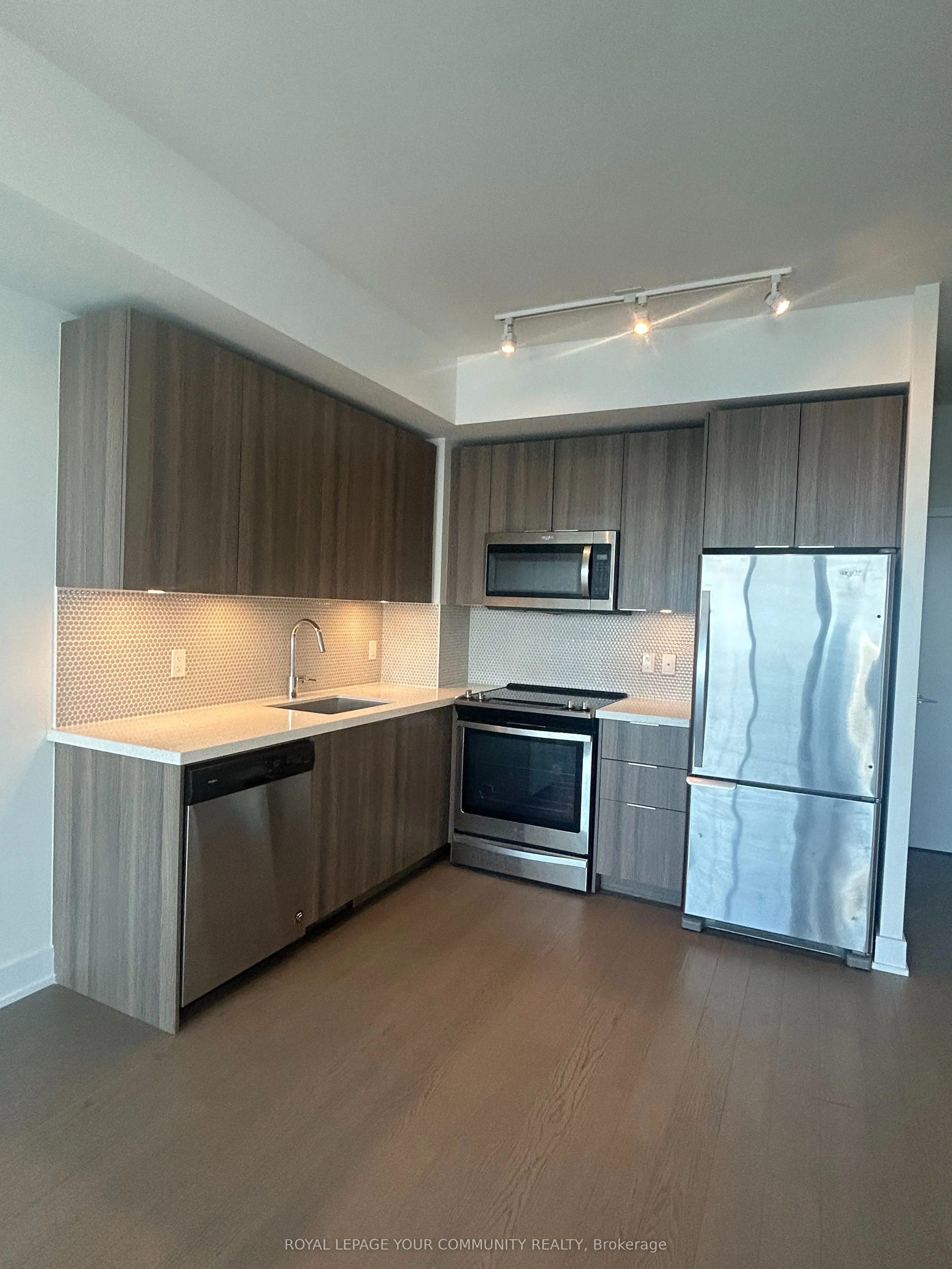 30 Shore Breeze Drive, #3917