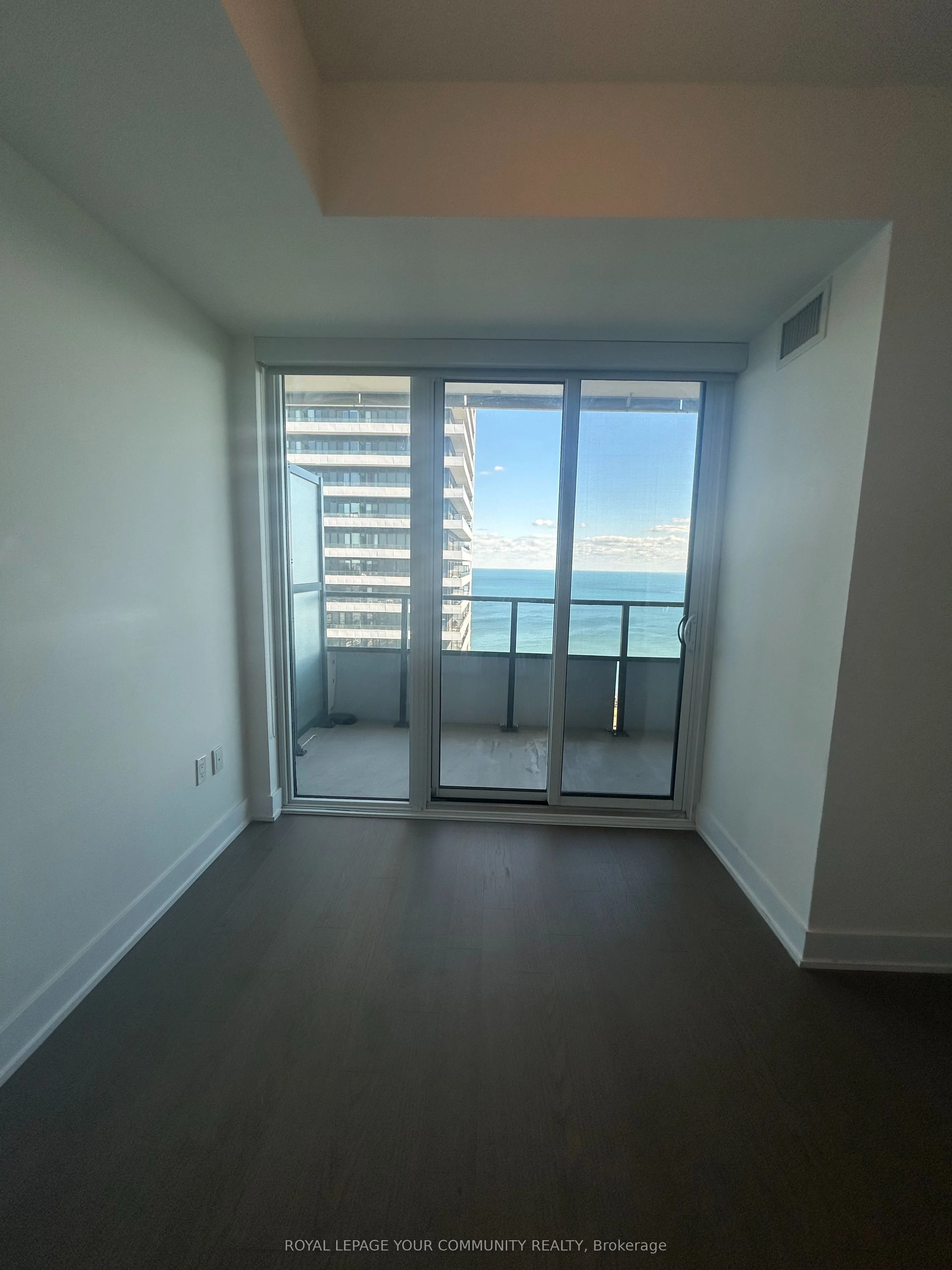 30 Shore Breeze Drive, #3917