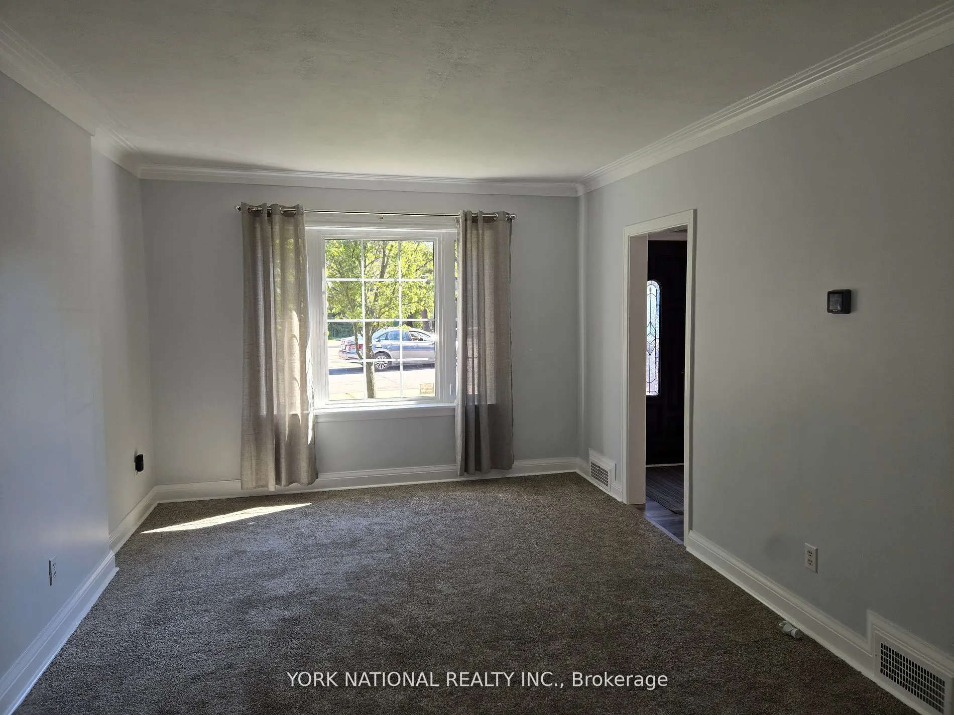 2674 Lake Shore Boulevard W