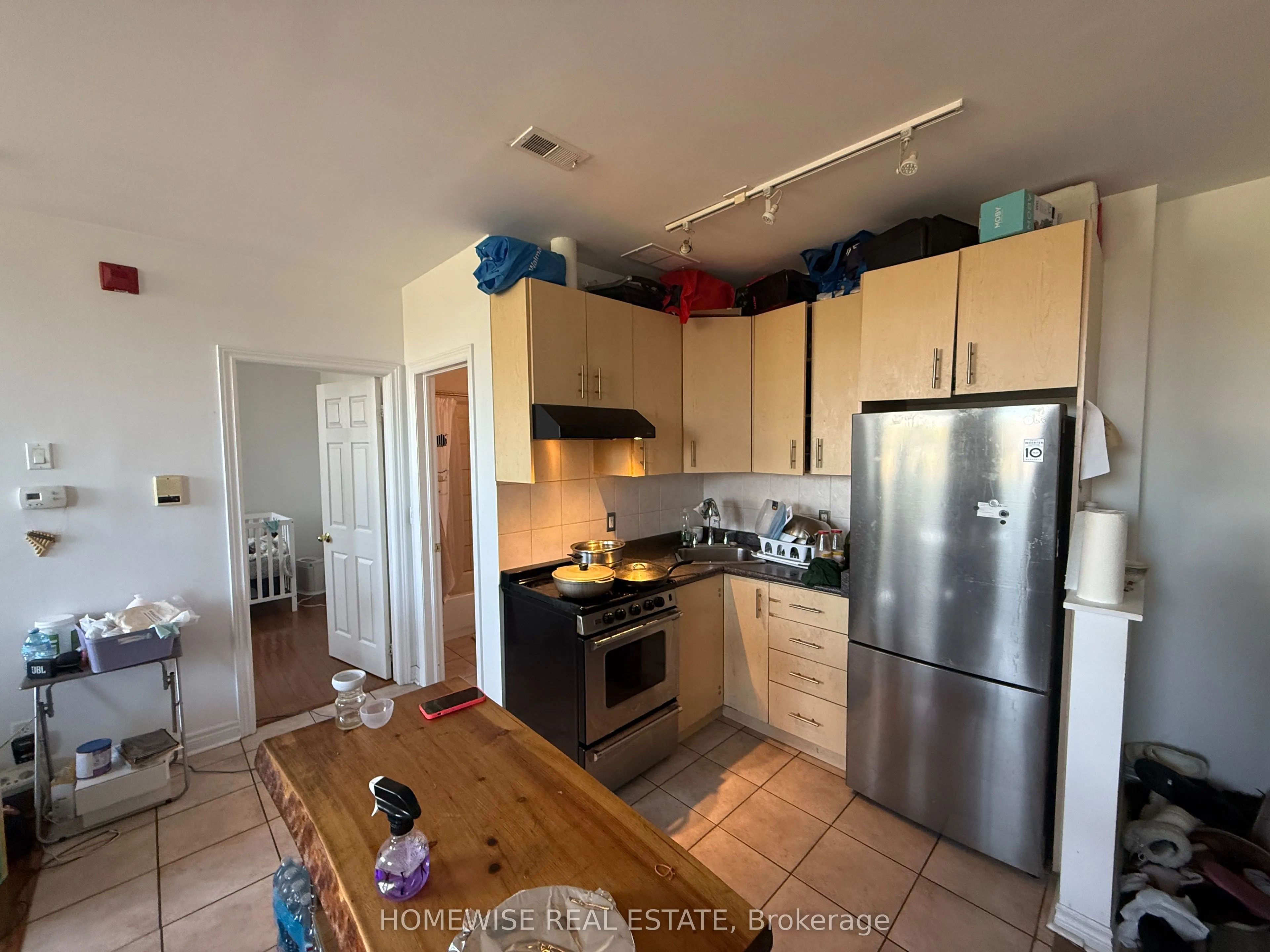 3635 Dundas Street W, #7