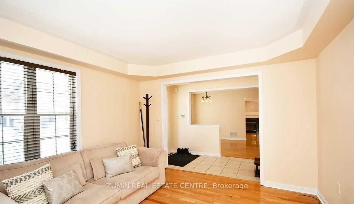 38 Clayborne Avenue, #Upper Level