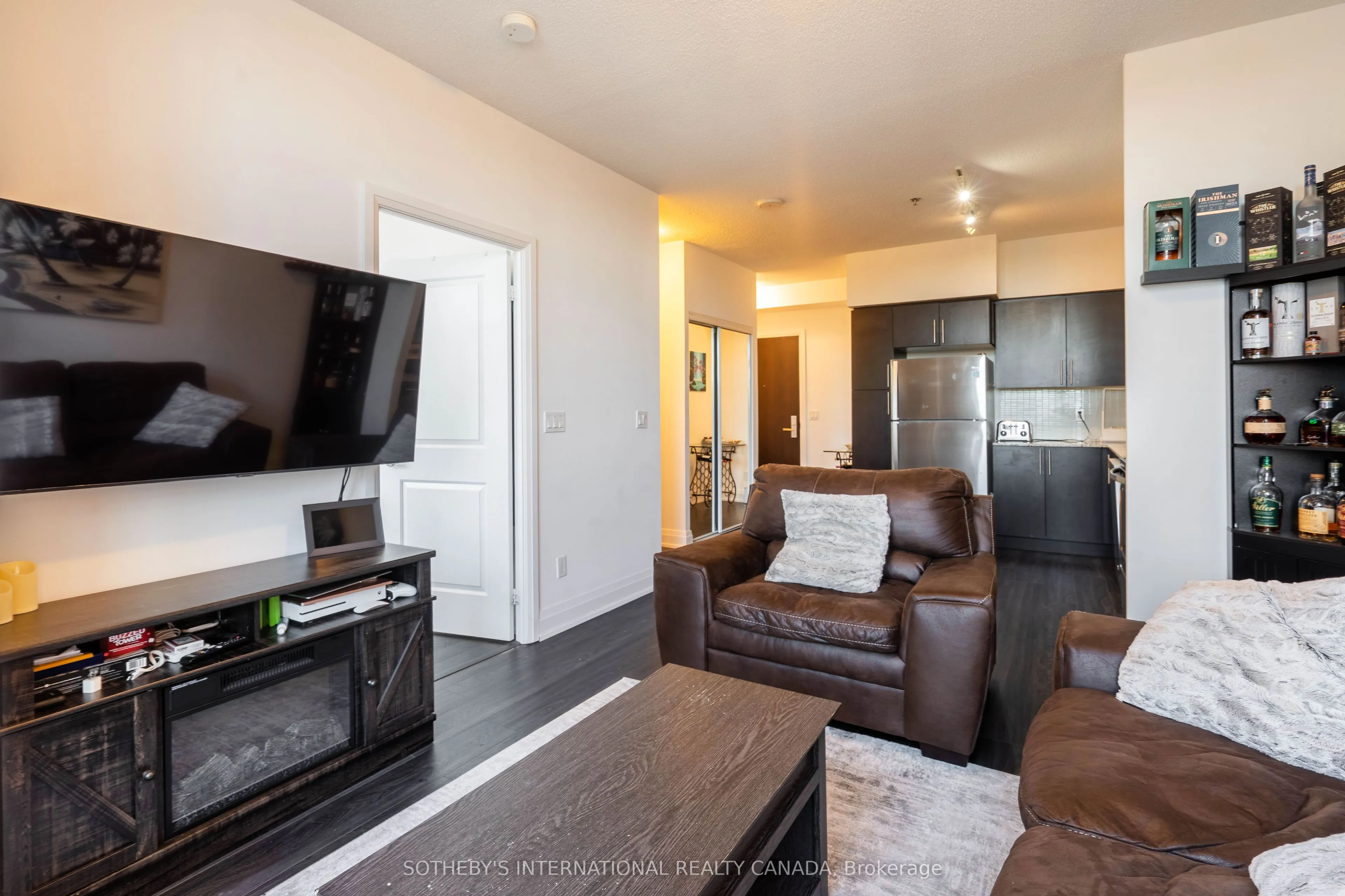 65 Speers Road, #510