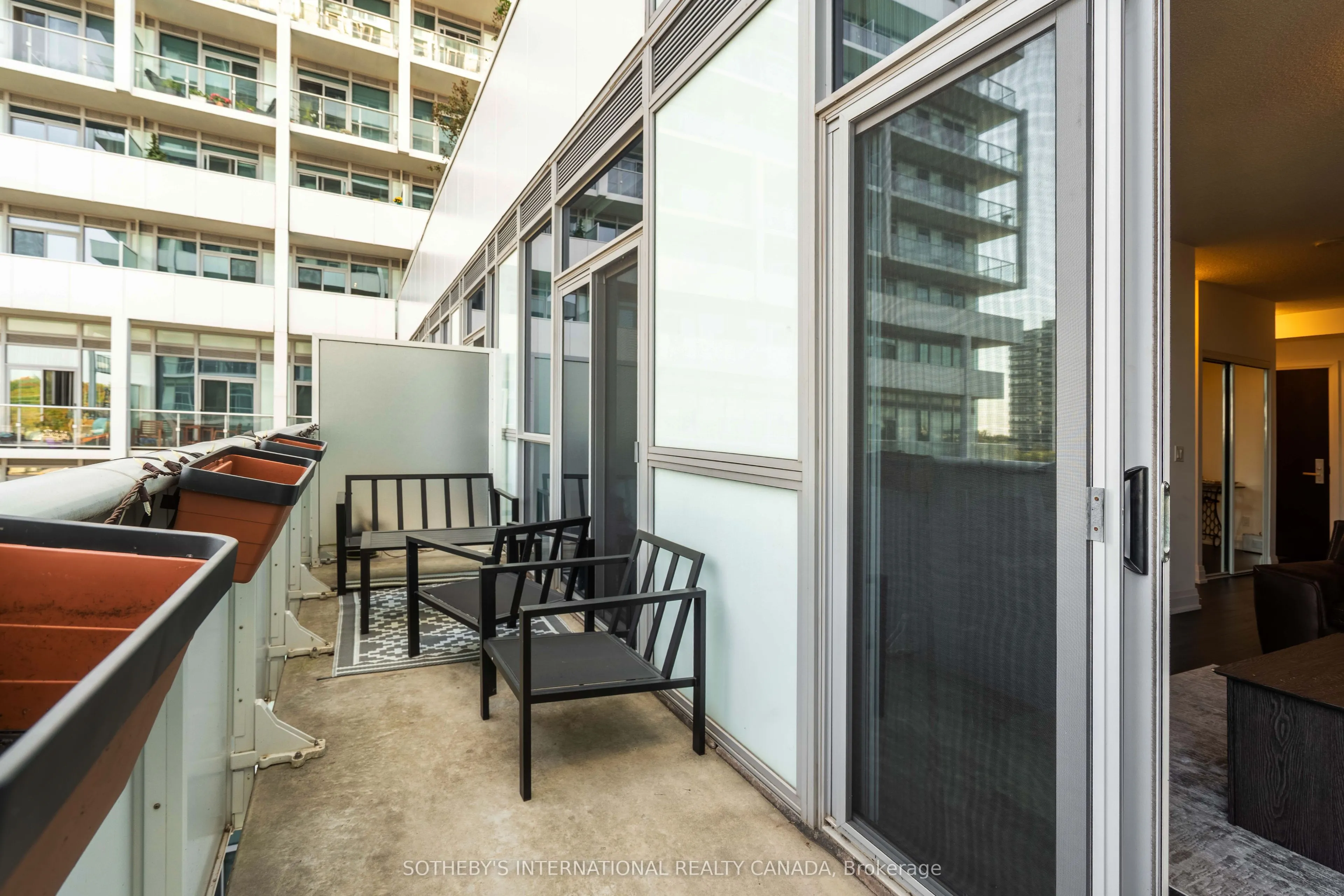 65 Speers Road, #510
