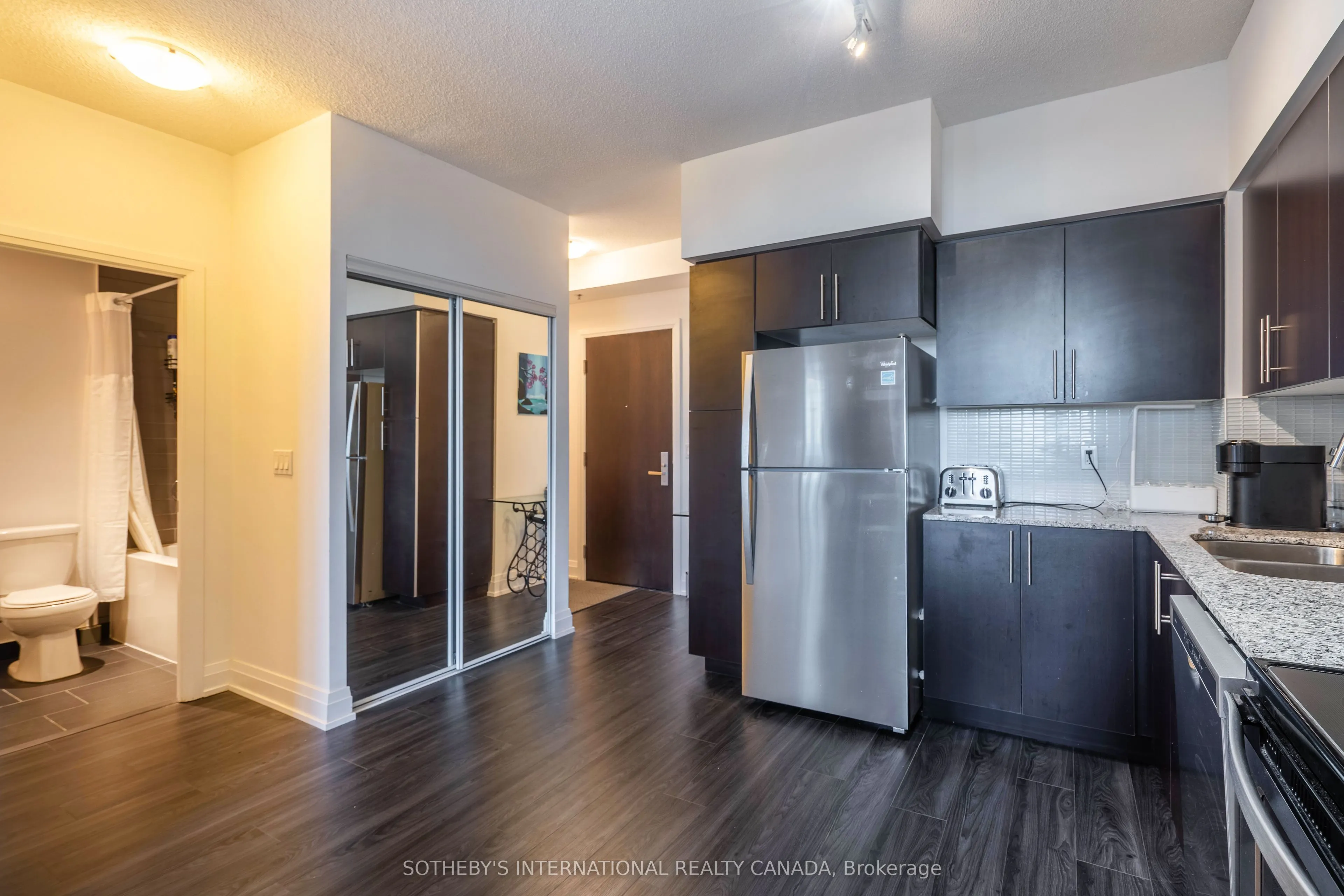 65 Speers Road, #510