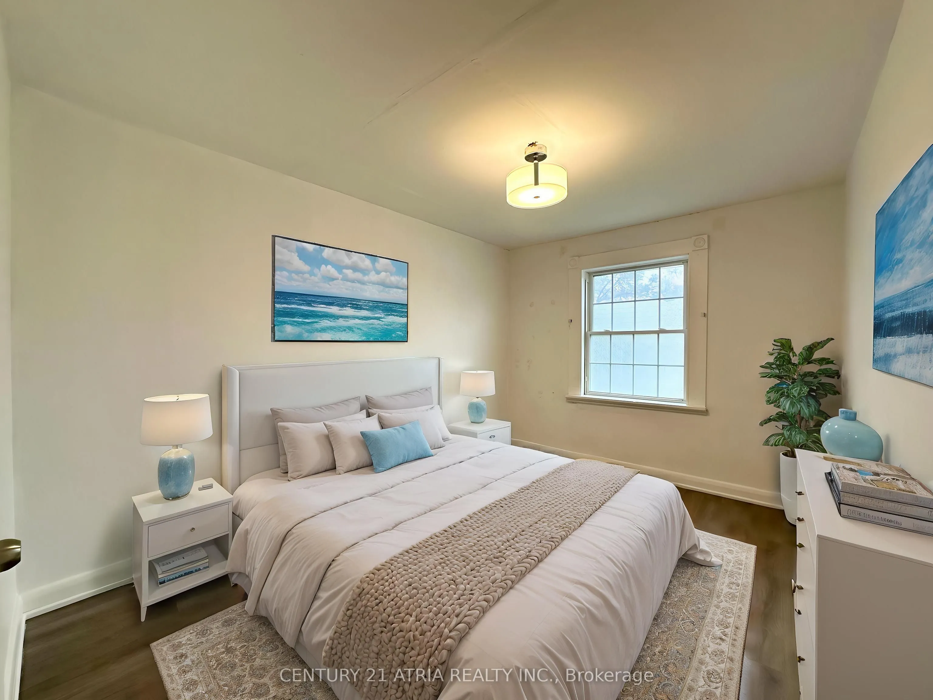 1070 Fergus Avenue, #Upper