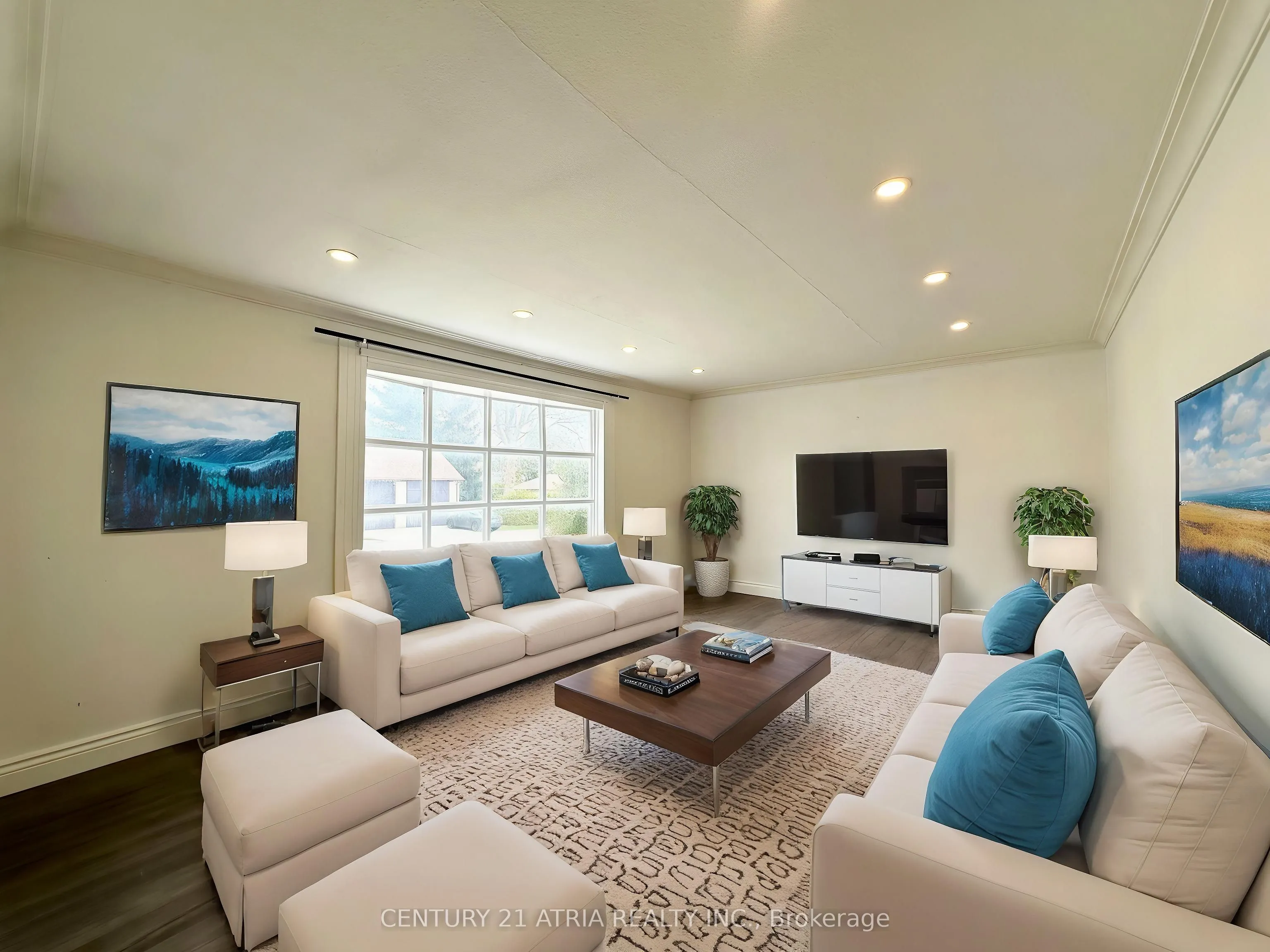 1070 Fergus Avenue, #Upper