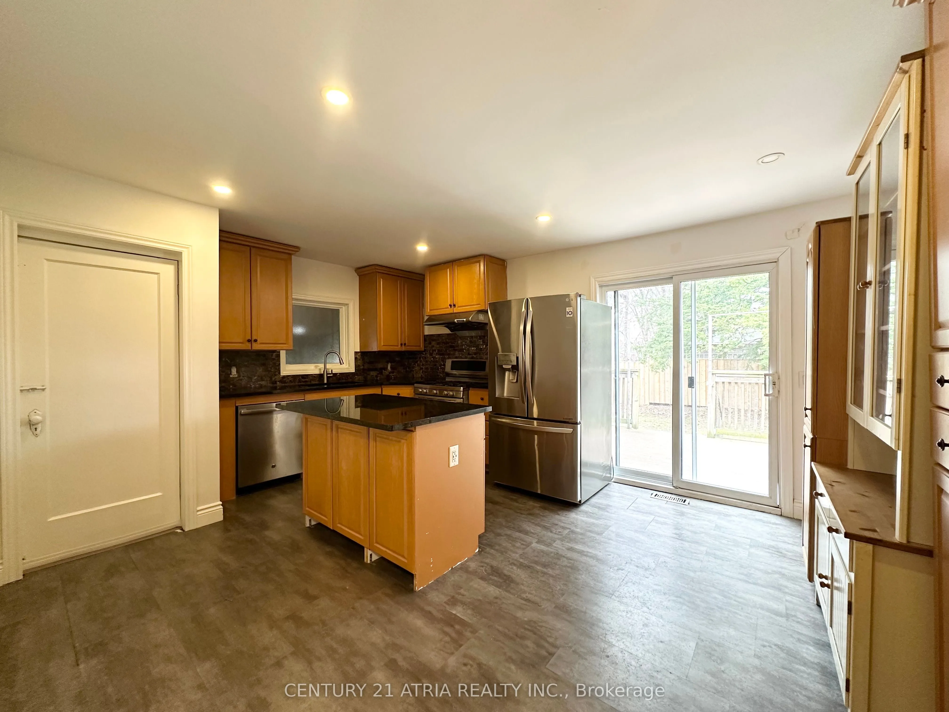1070 Fergus Avenue, #Upper