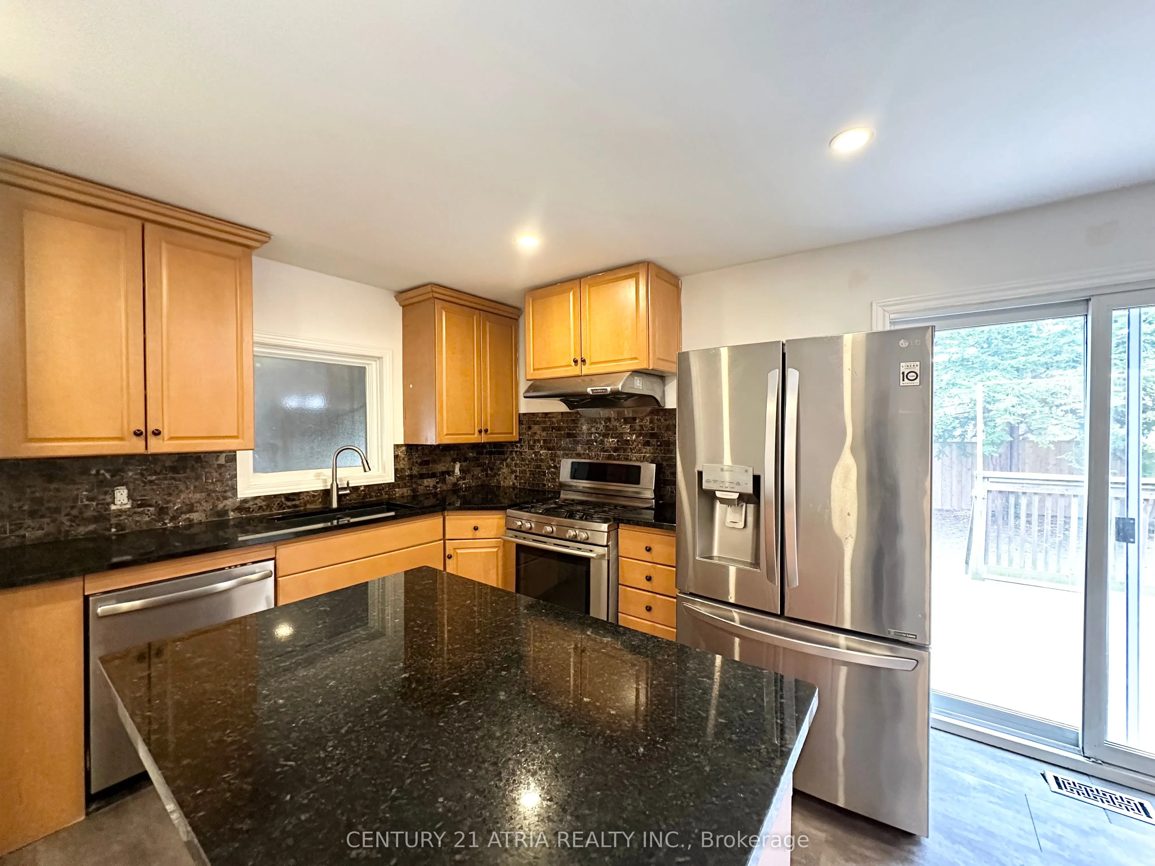 1070 Fergus Avenue, #Upper