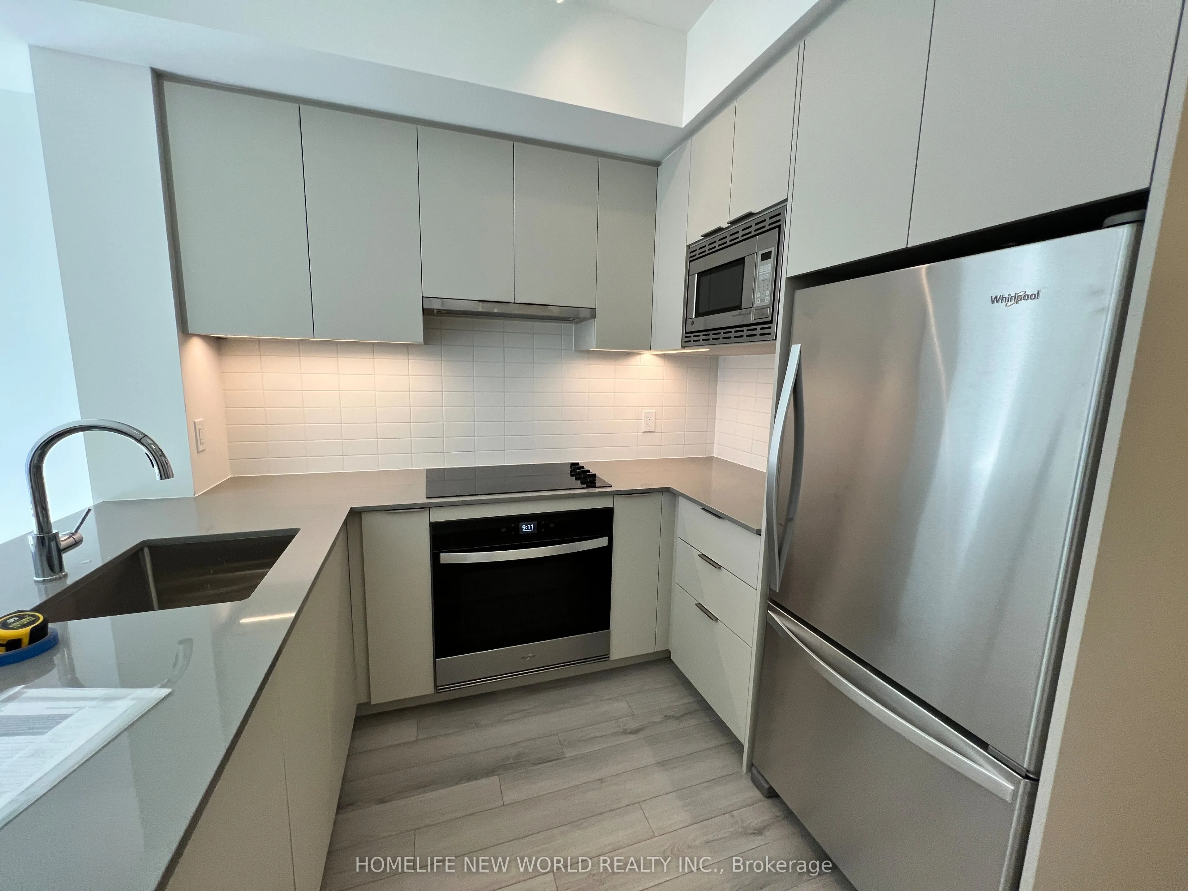 3079 Trafalgar Road, #810