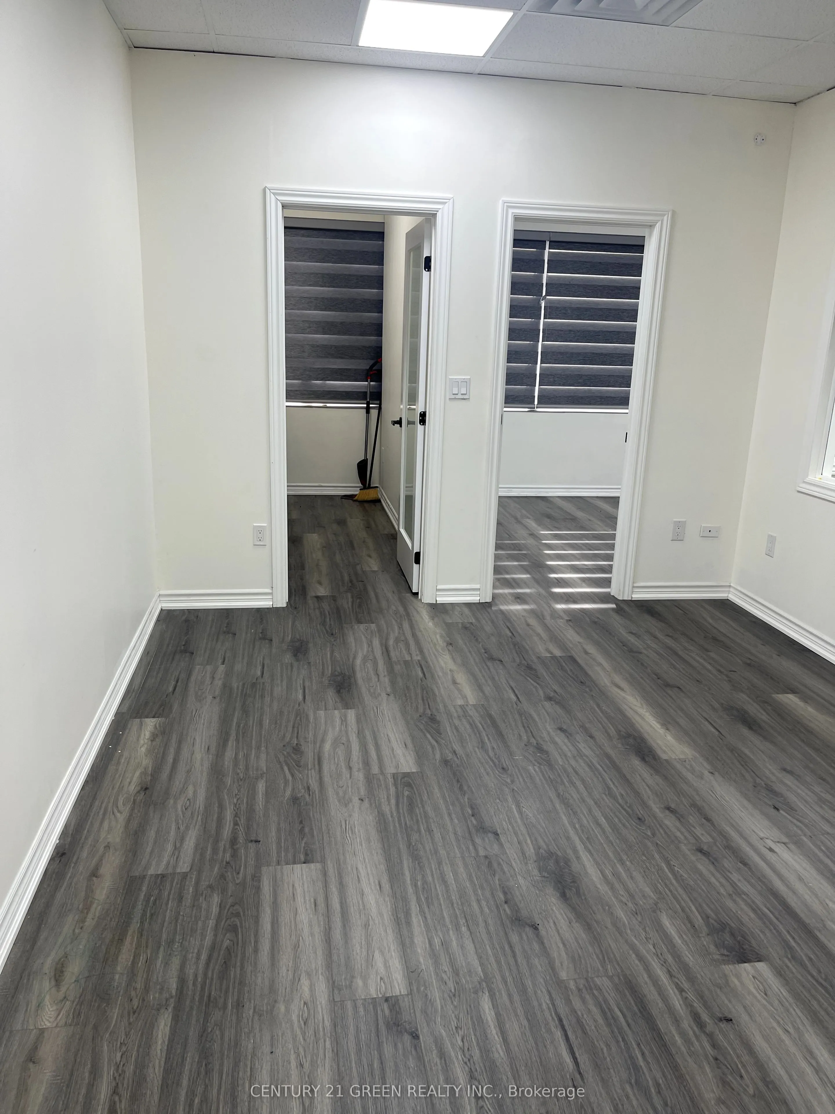 50 Steeles Avenue E, #216