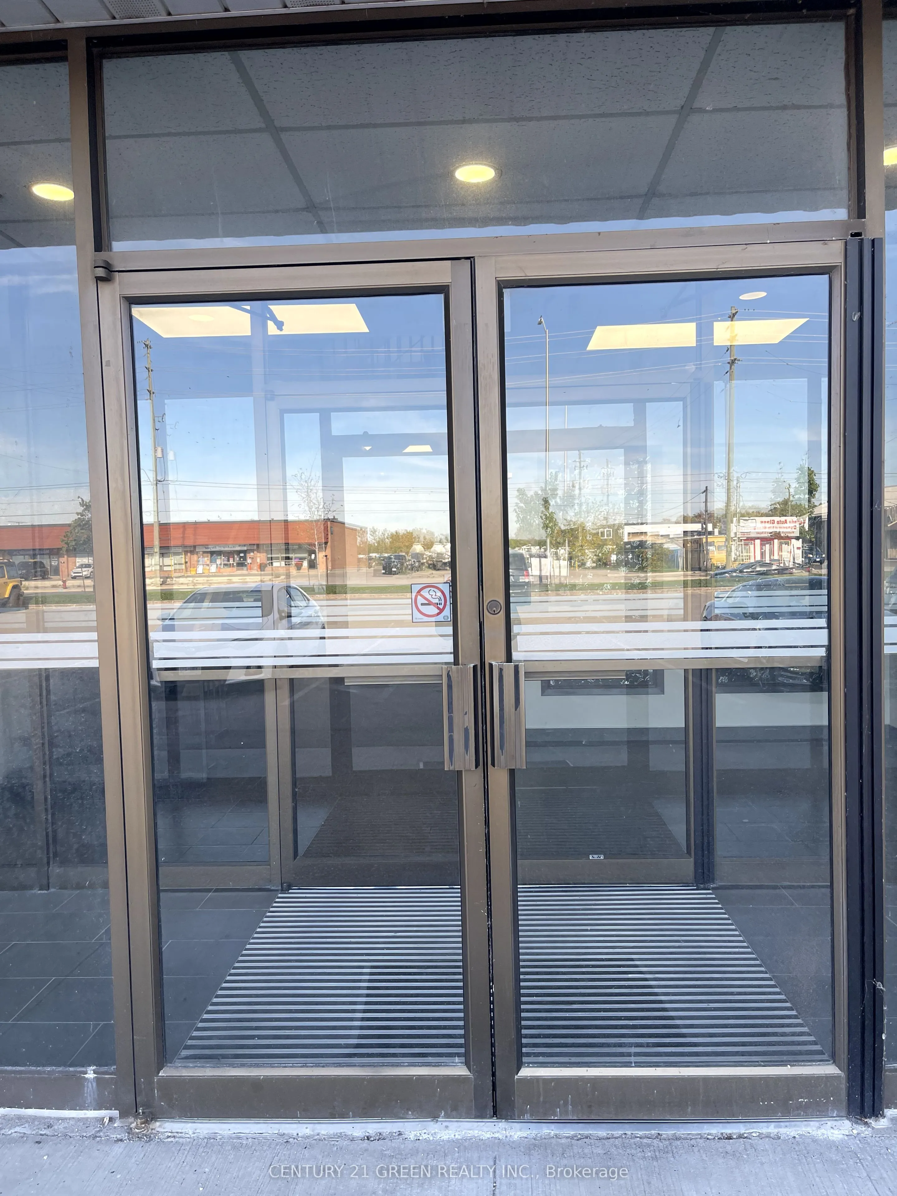 50 Steeles Avenue E, #216