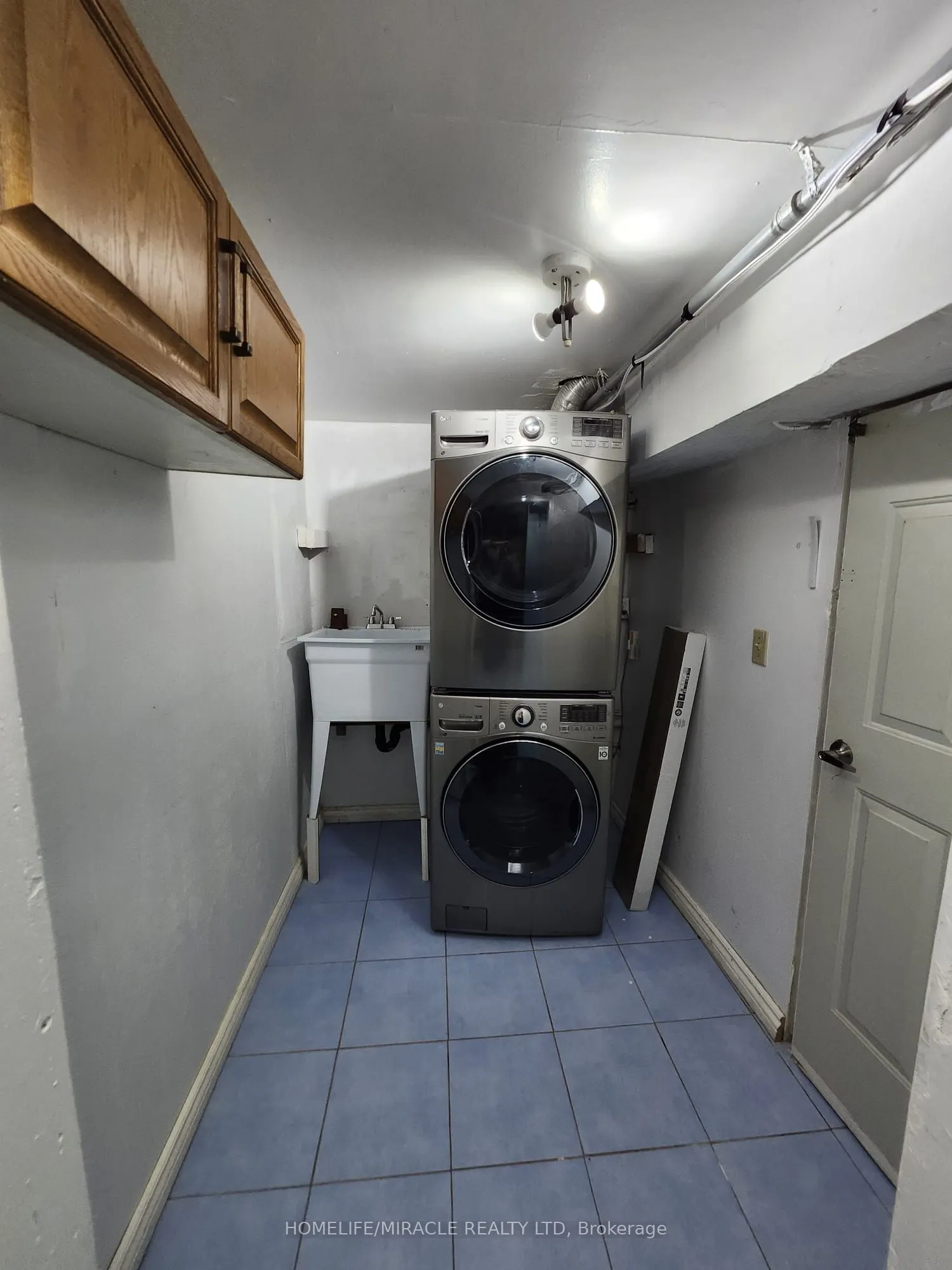 40 Corby Crescent, #BSMT