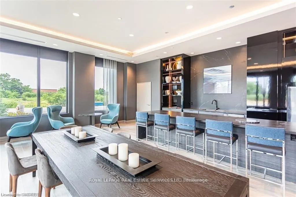 95 Dundas Street W, #511