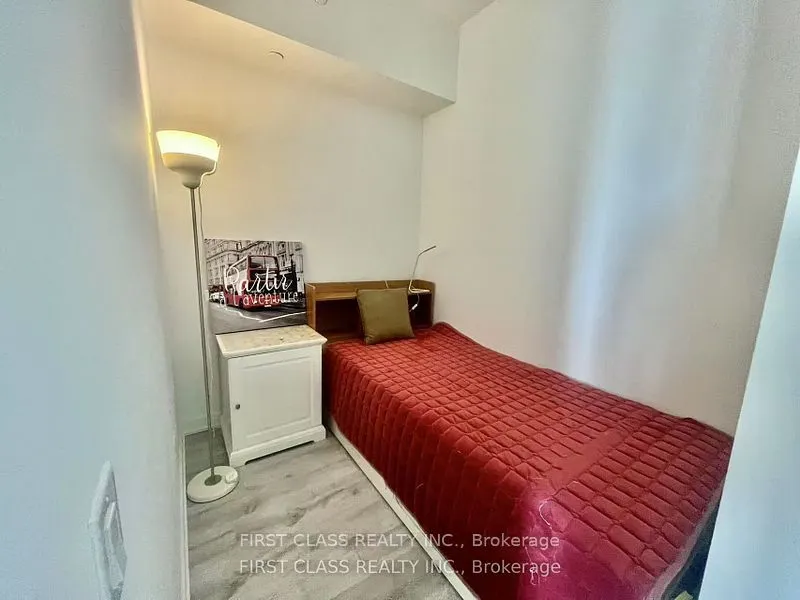 220 Missinnihe Way, #317