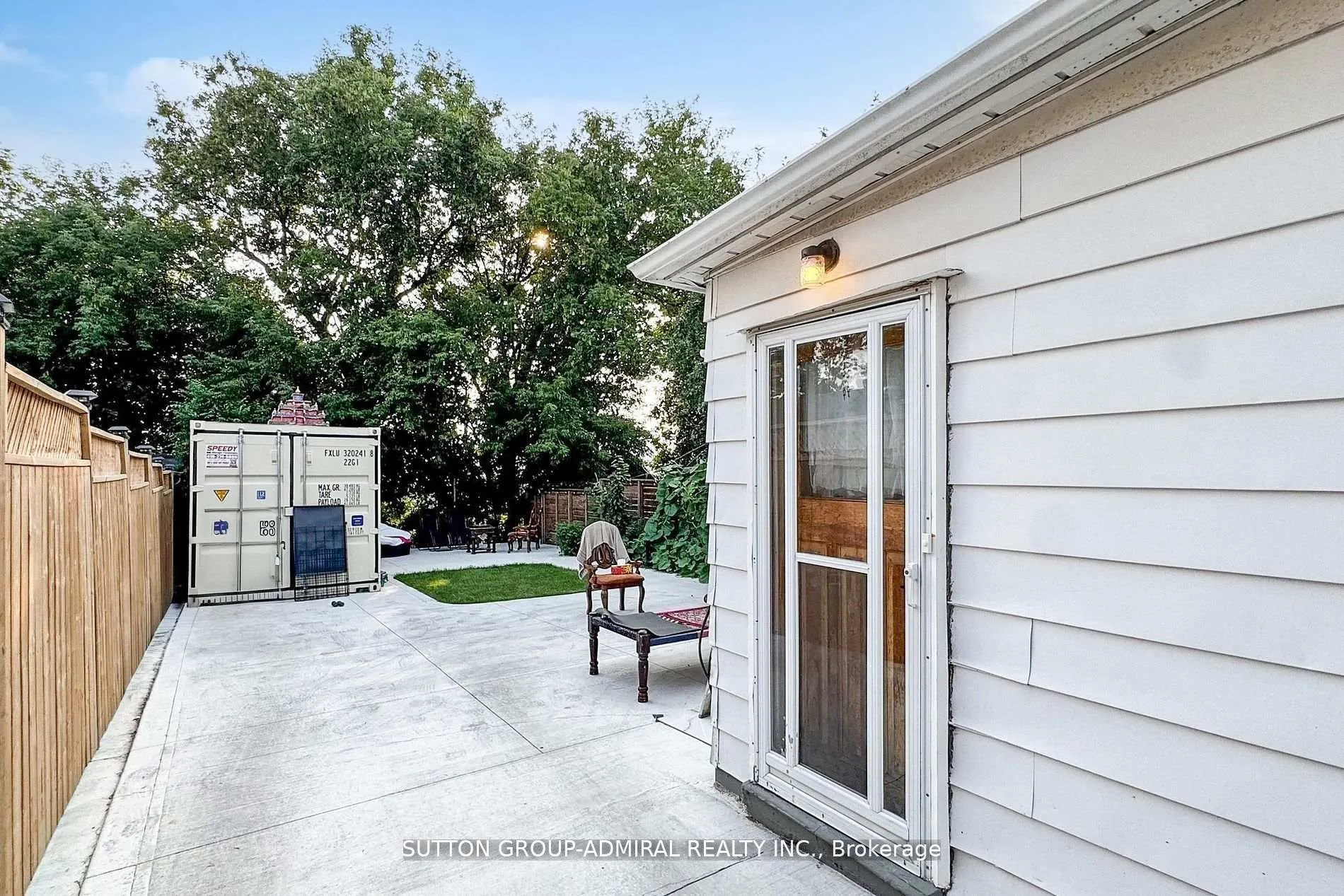 14 Spears Street