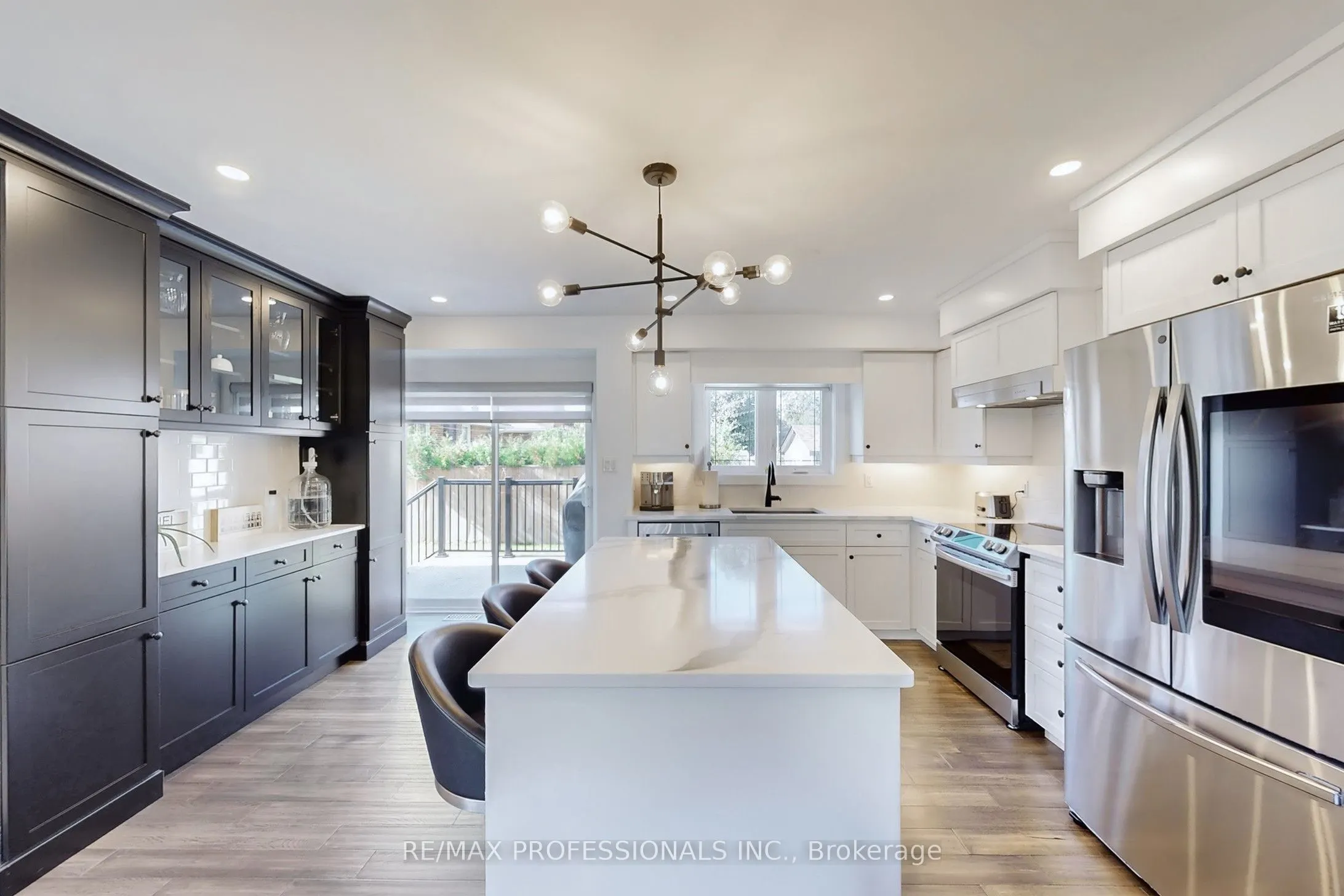 4 Martin Grove Road