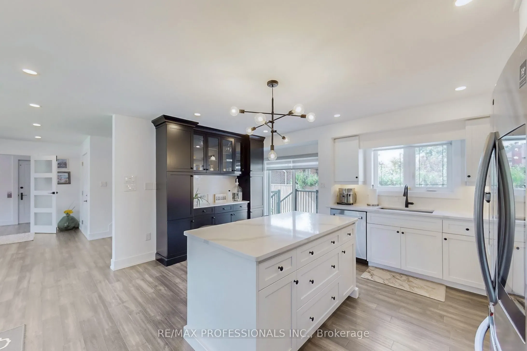 4 Martin Grove Road
