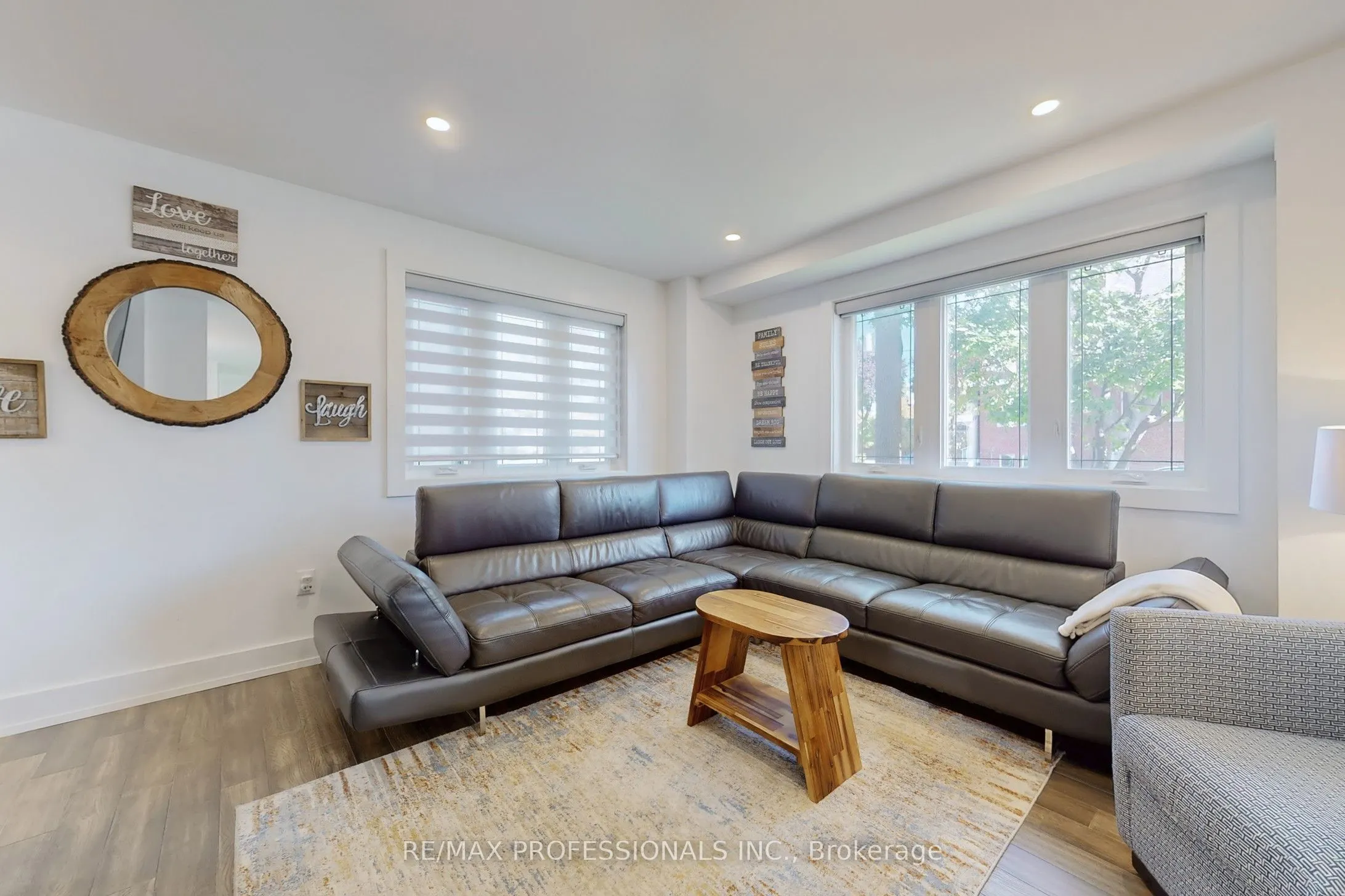 4 Martin Grove Road