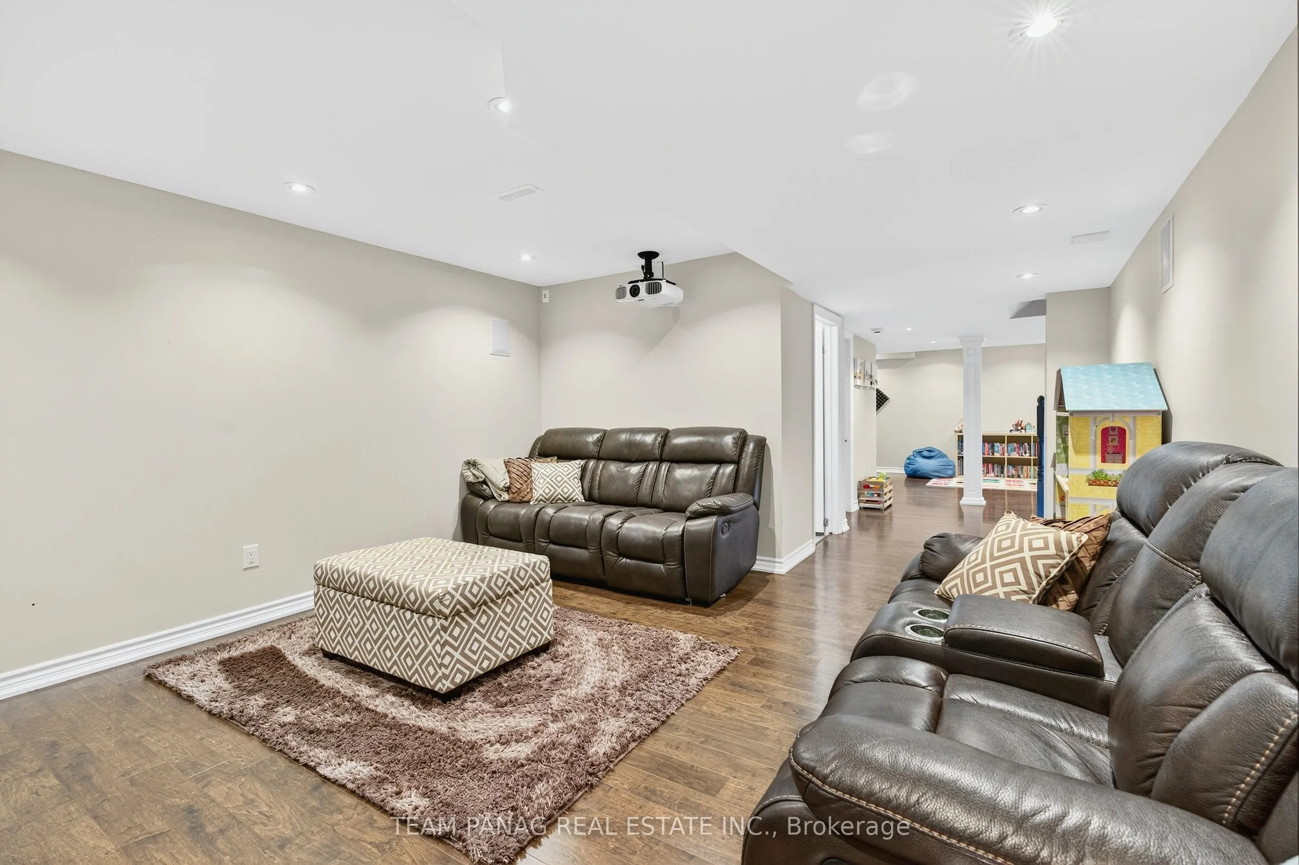 106 Sugarcane Avenue