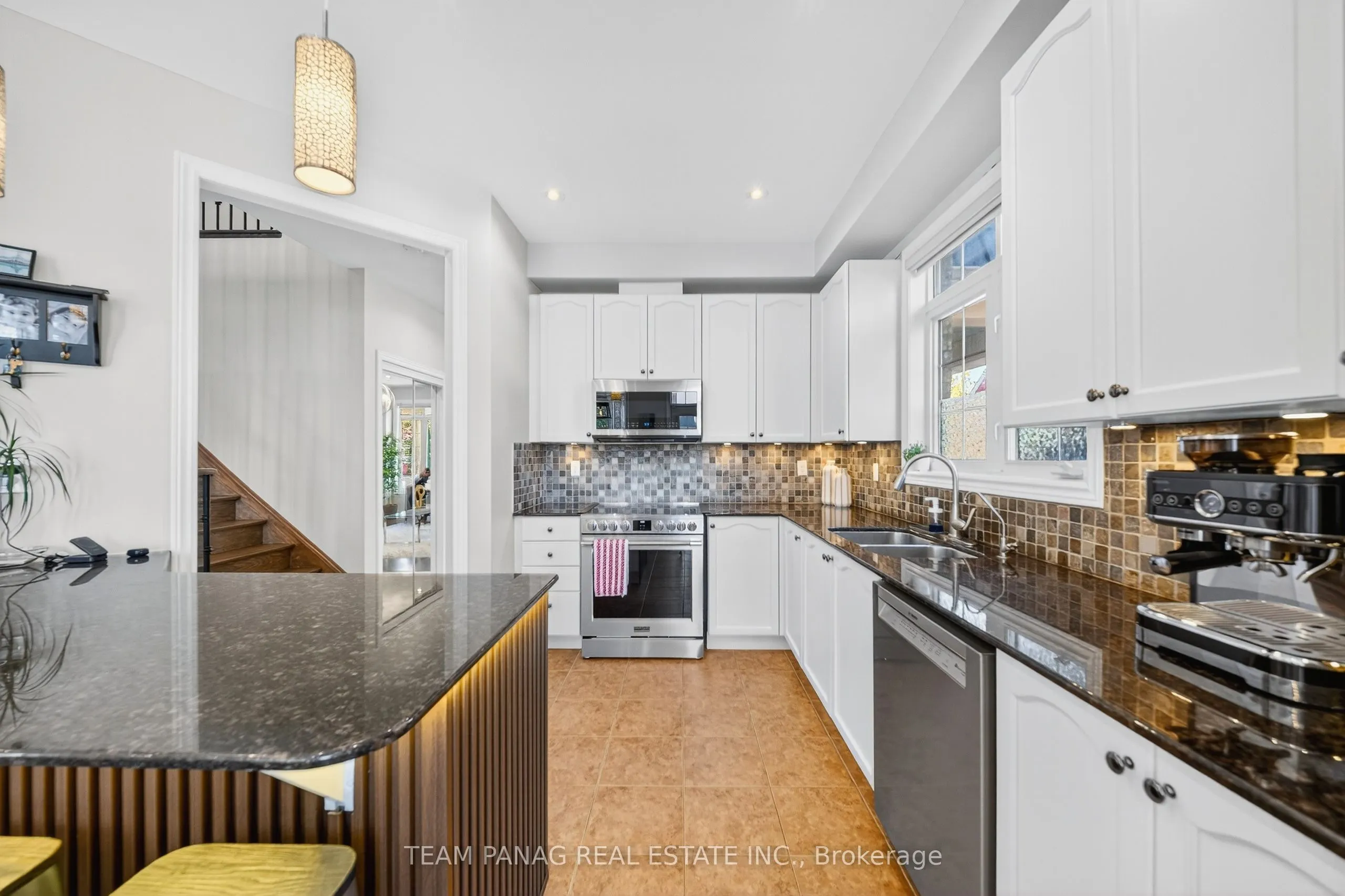106 Sugarcane Avenue