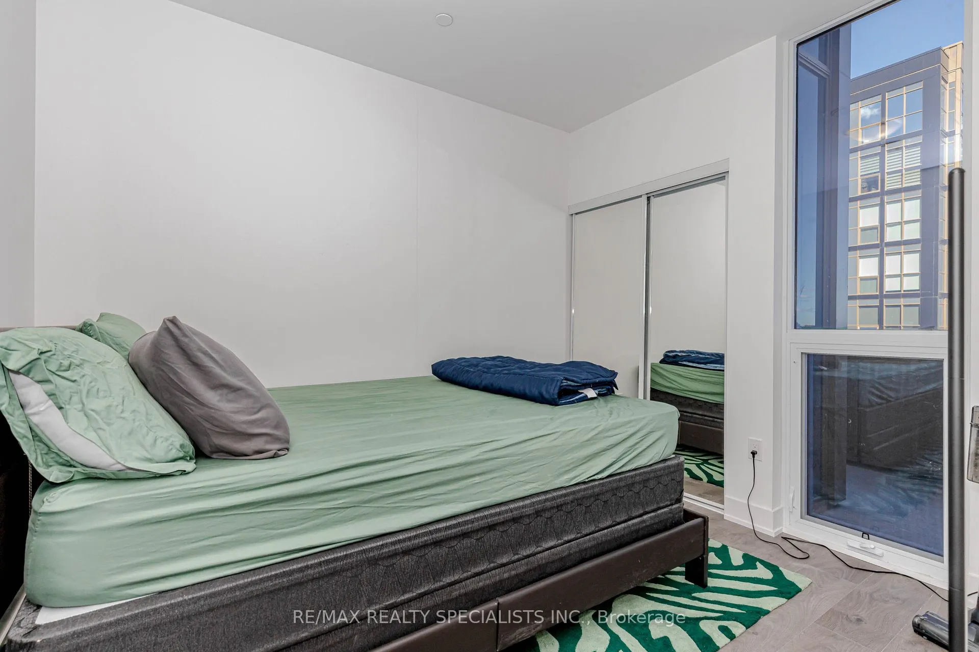 2333 Khalsa Gate, #404