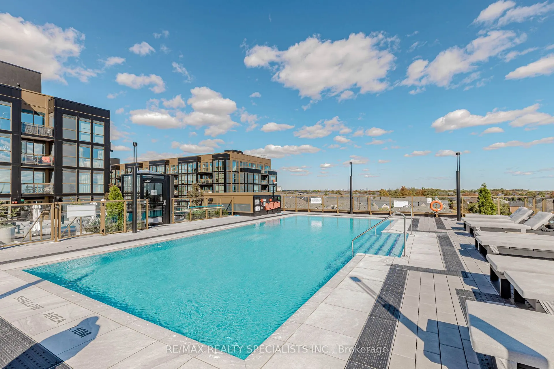 2333 Khalsa Gate, #404