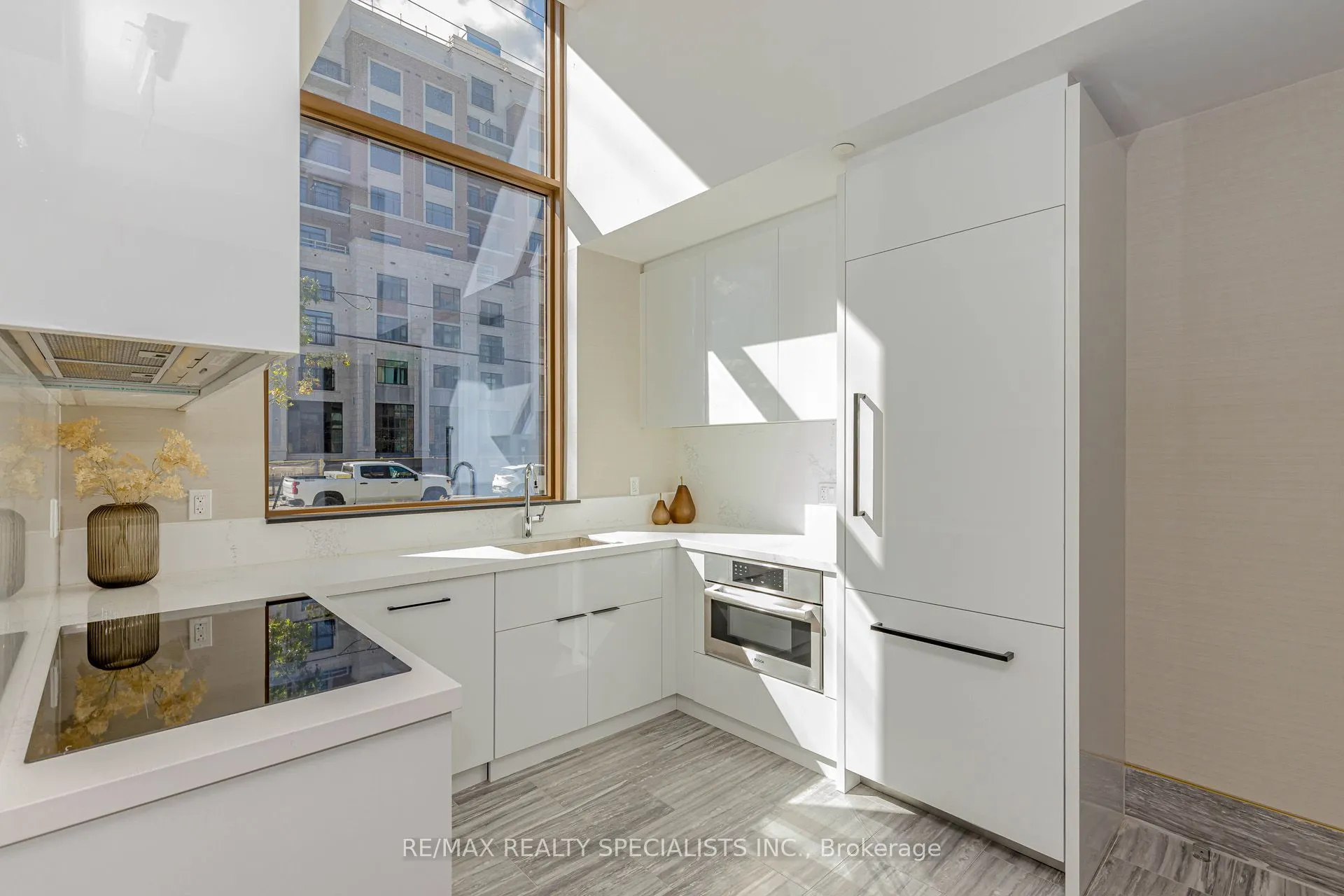 2333 Khalsa Gate, #404