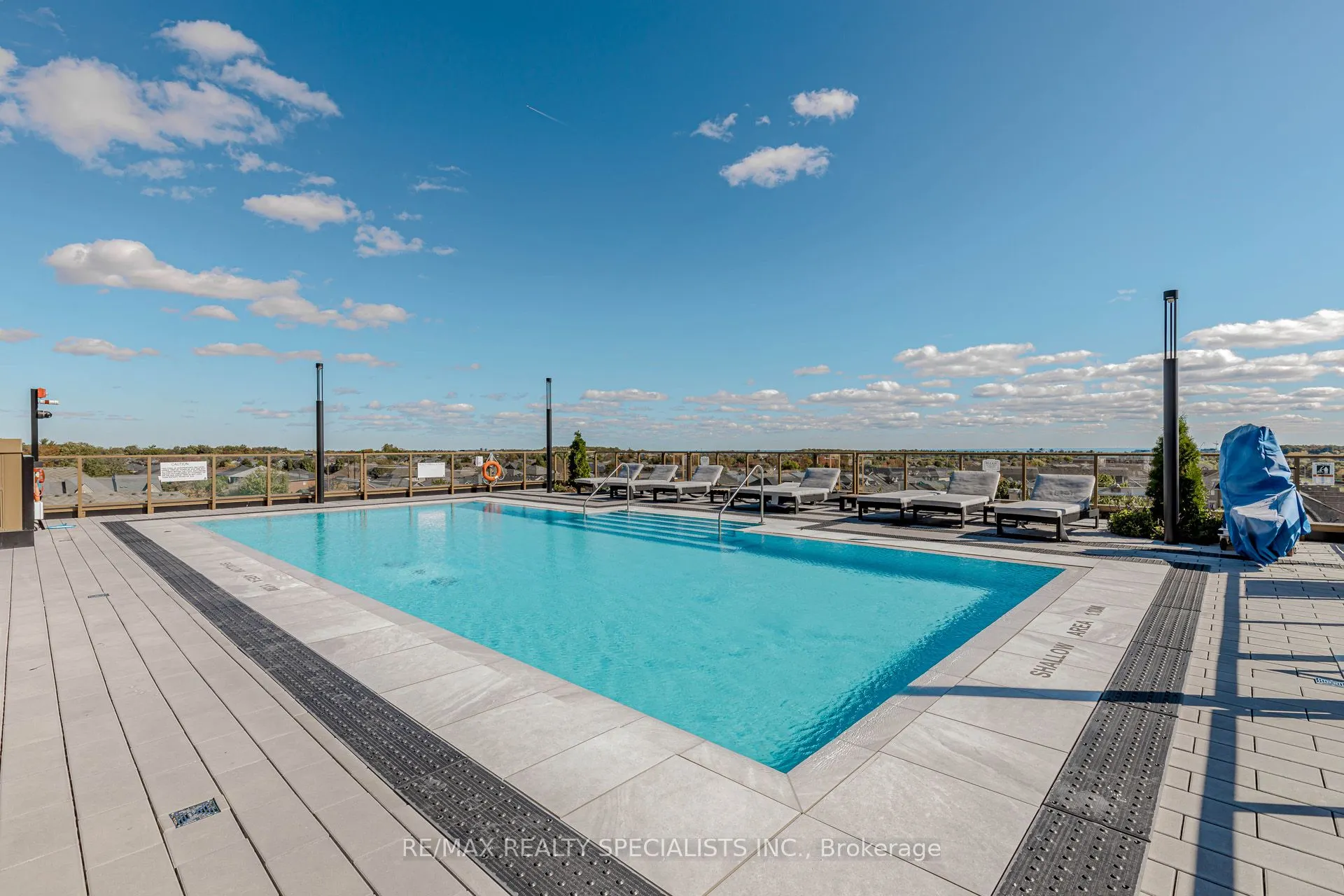 2333 Khalsa Gate, #404