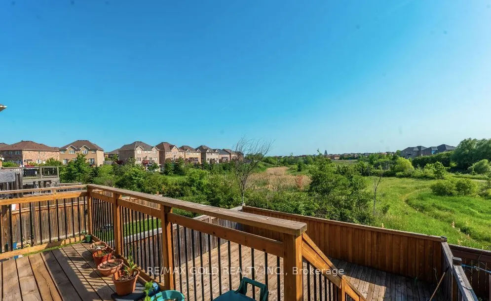 48 Clearfield Drive
