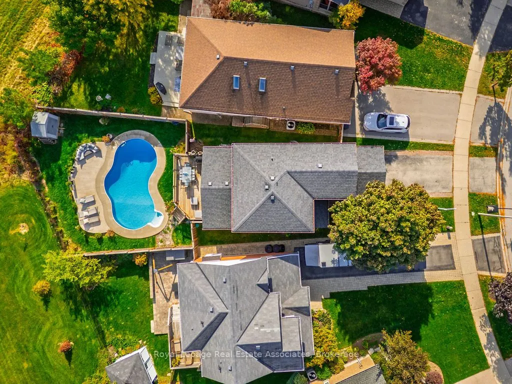 2913 Darien Road