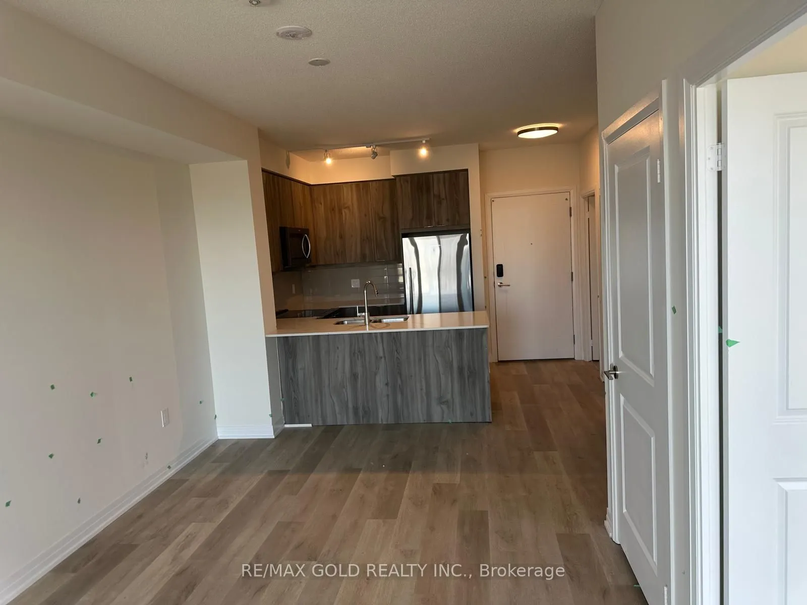 15 Watergarden Drive, #2107