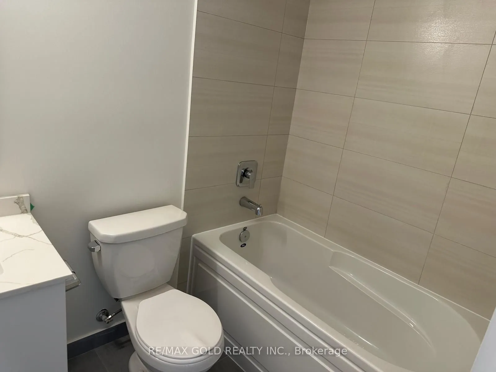 15 Watergarden Drive, #2107