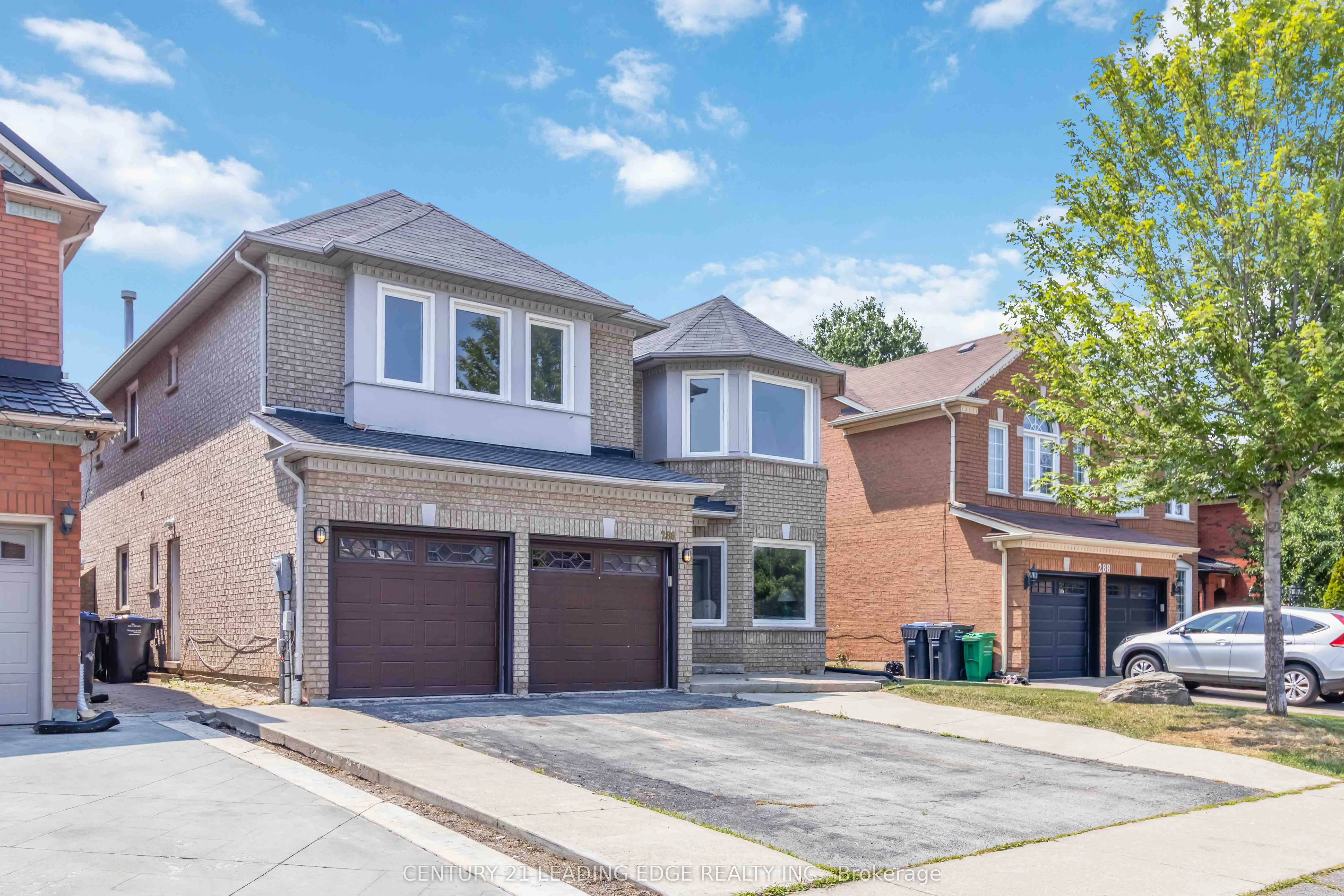 286 FERNFOREST Drive