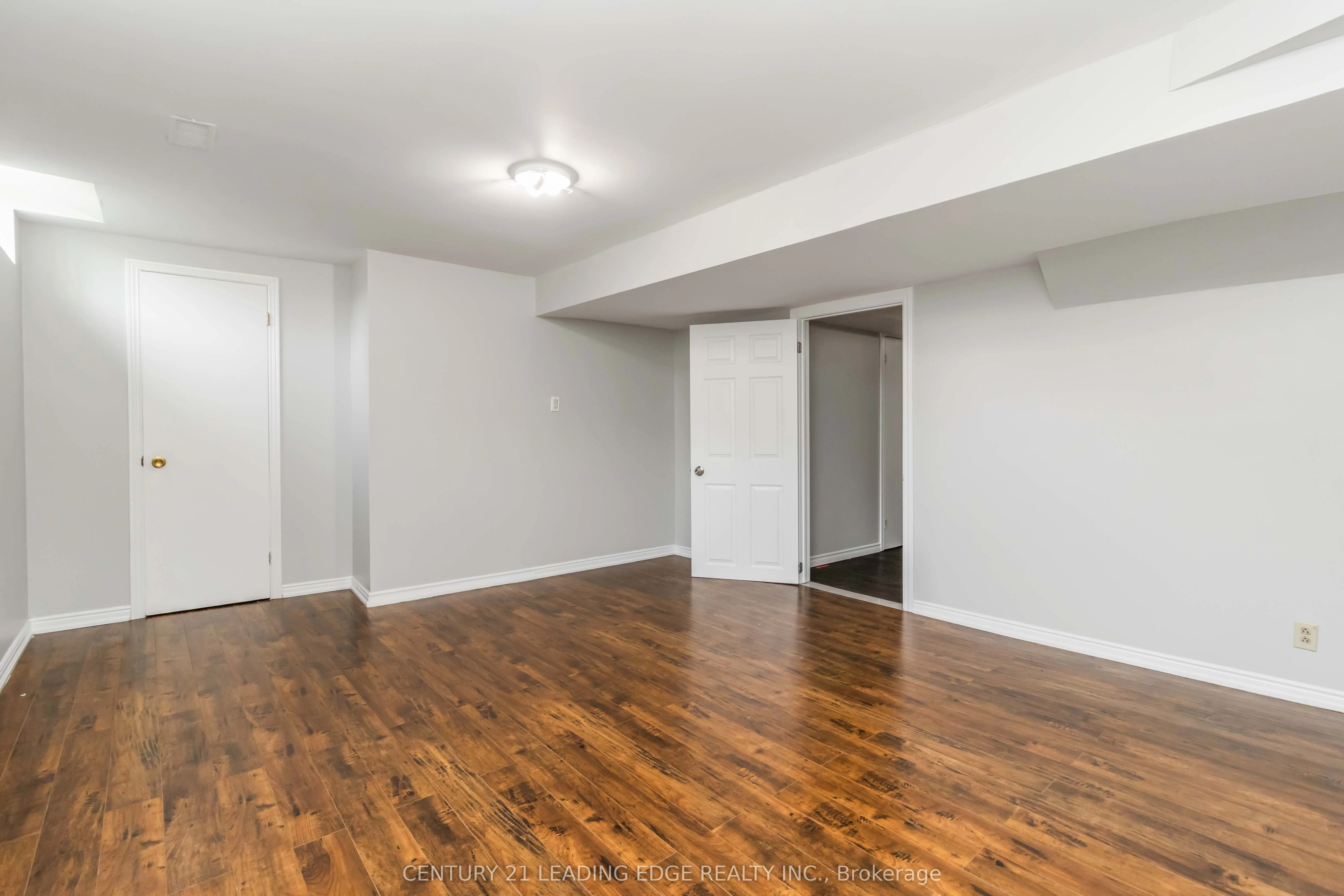 286 FERNFOREST Drive
