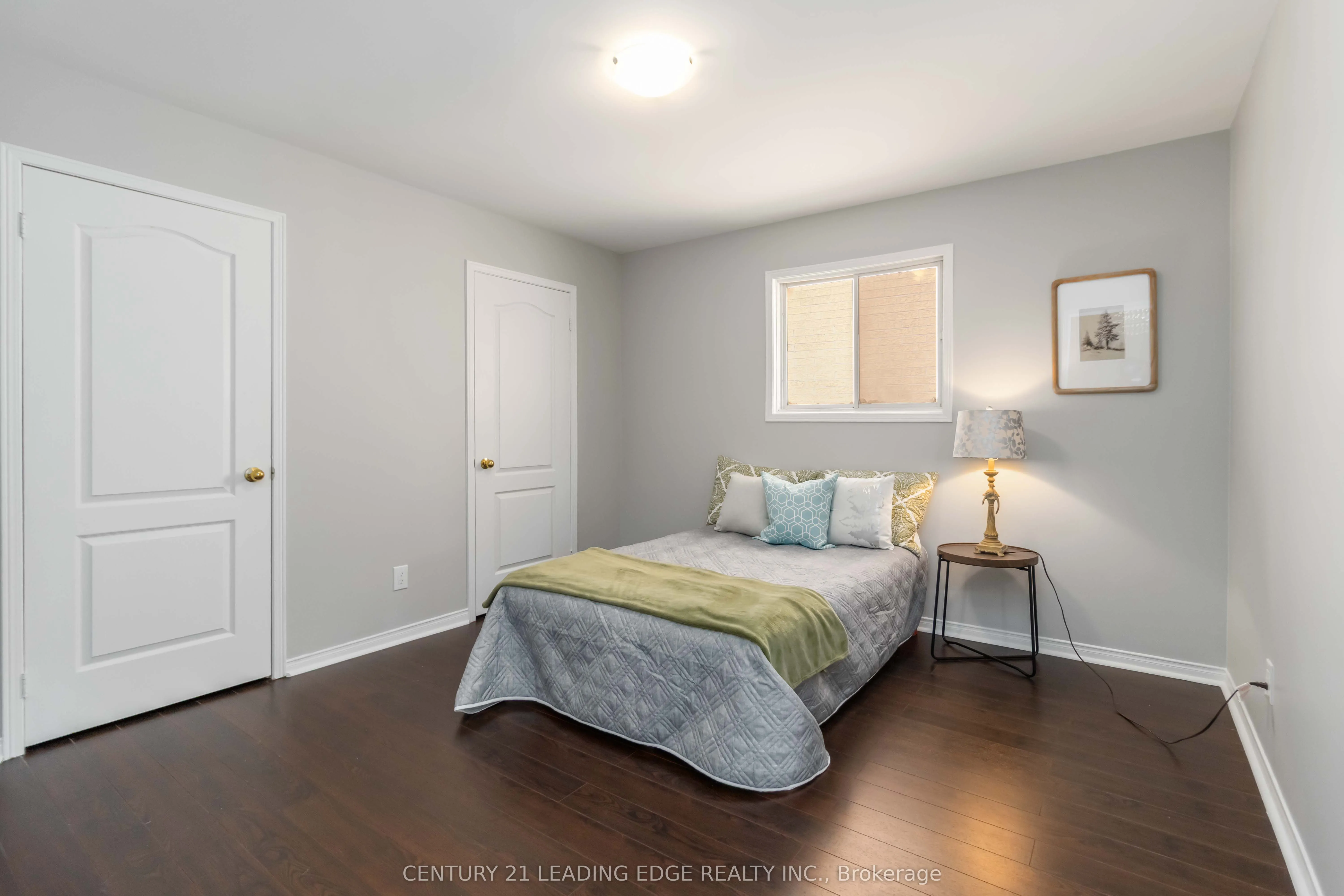 286 FERNFOREST Drive