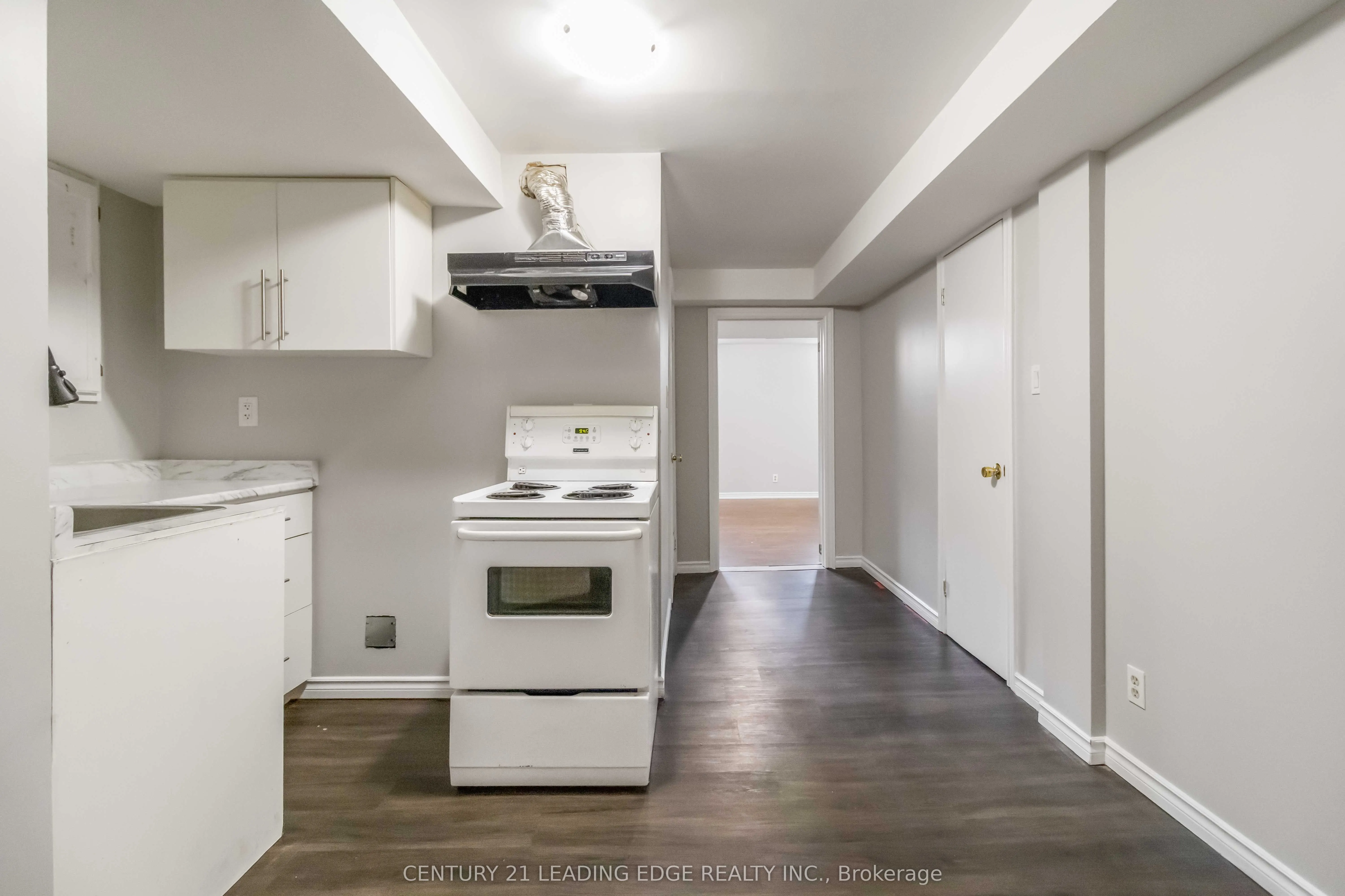 286 FERNFOREST Drive
