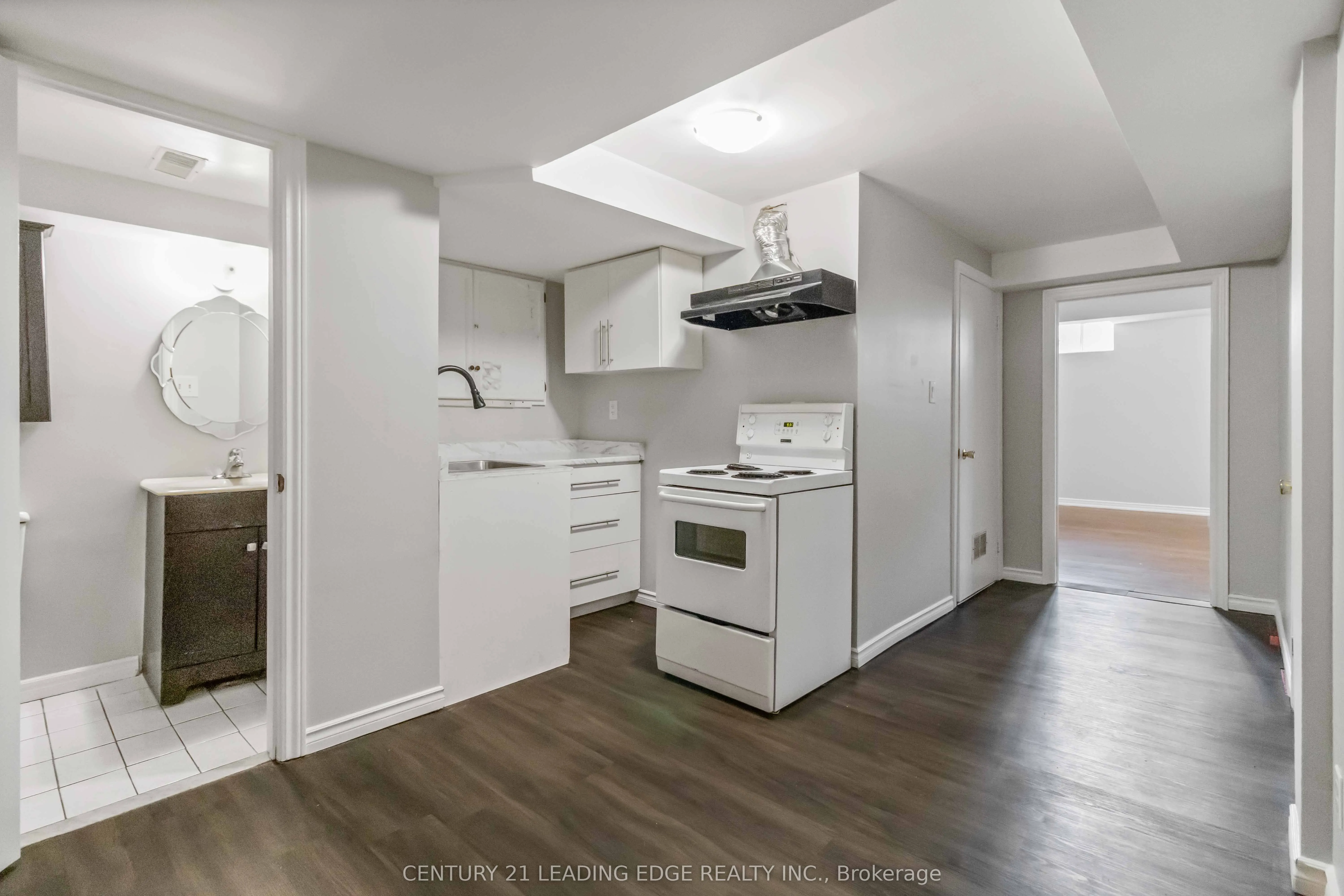 286 FERNFOREST Drive