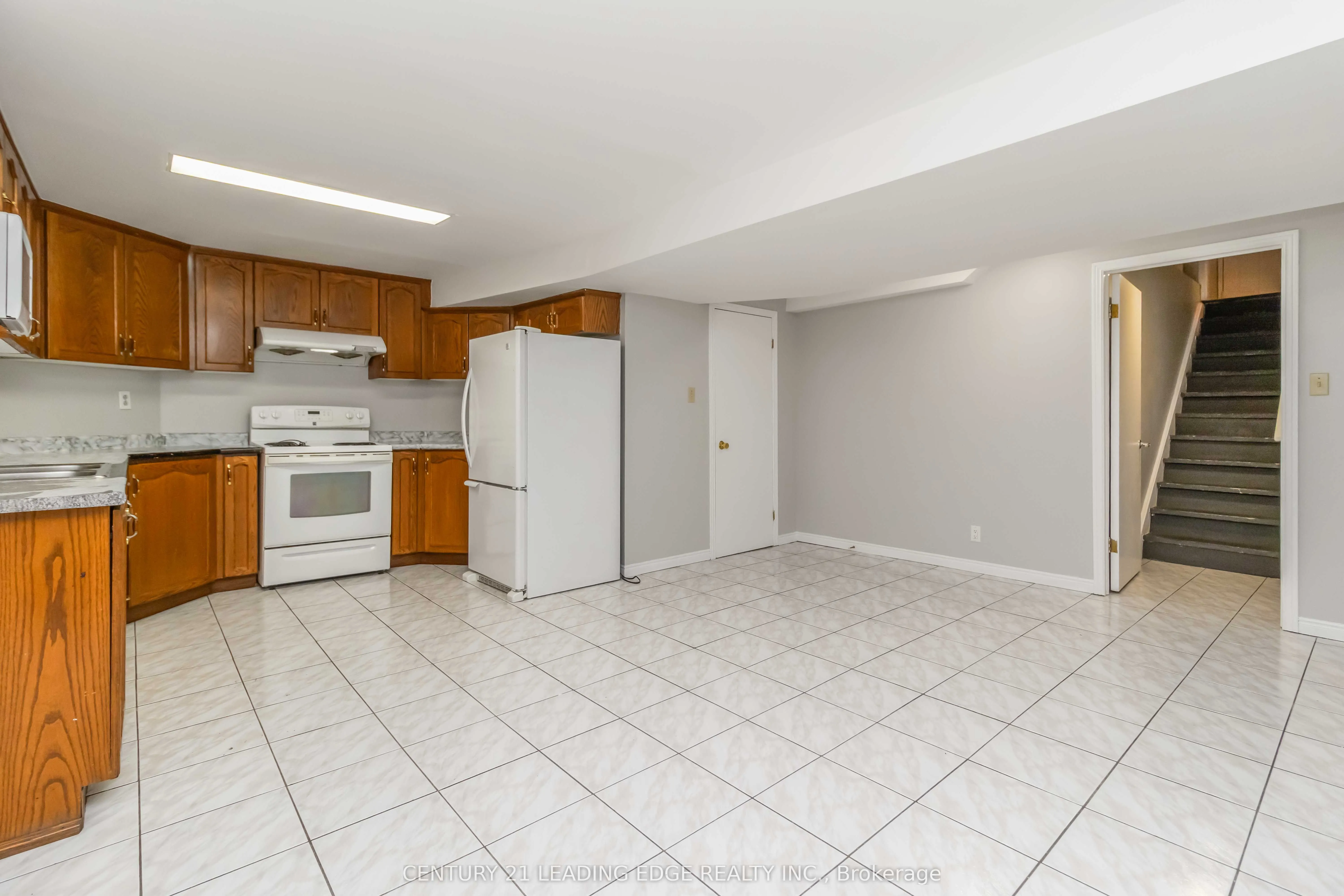 286 FERNFOREST Drive