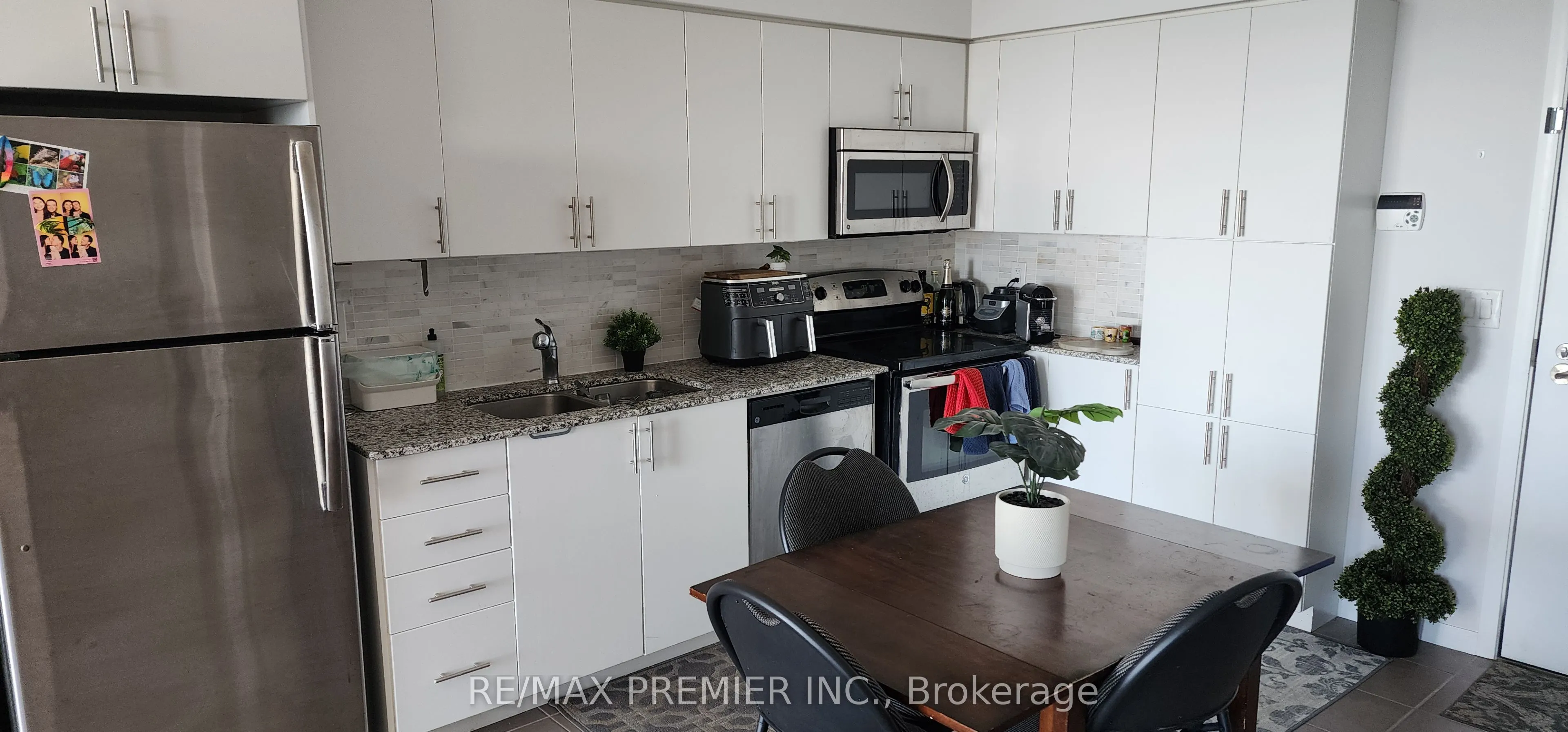 830 Lawrence Avenue W, #1109